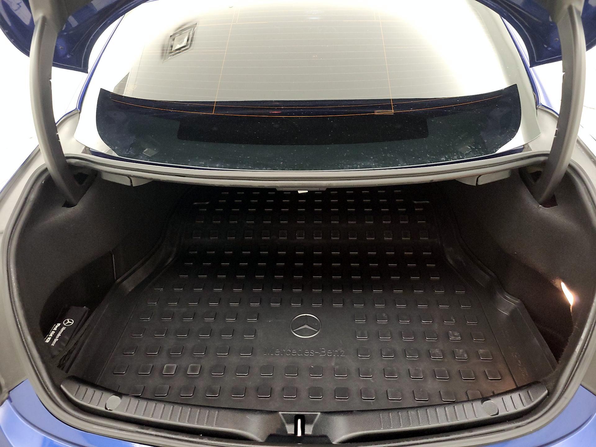 Thumbnail: 2017 Mercedes-Benz C-Class - 18