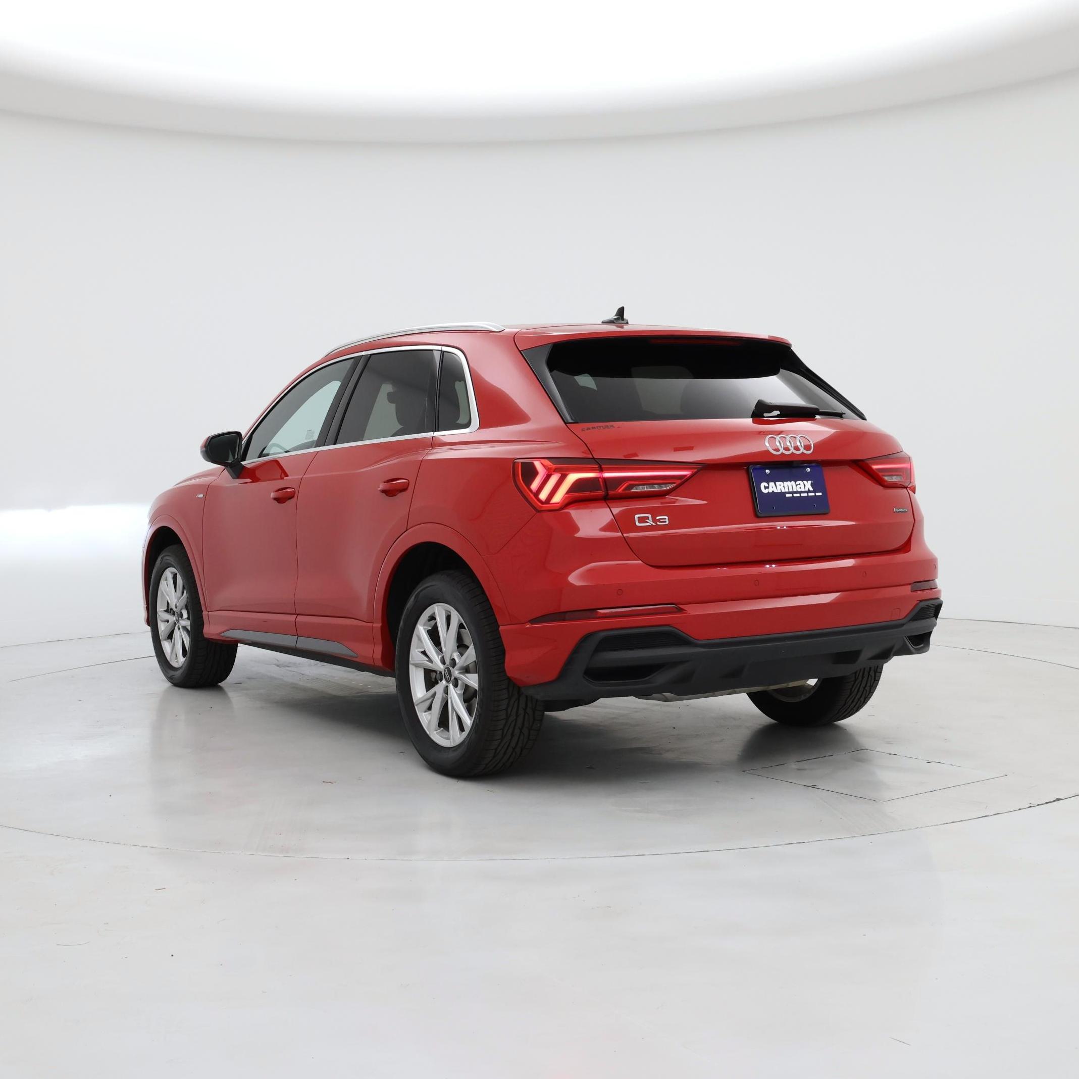 Thumbnail: 2025 Audi Q3 - 2