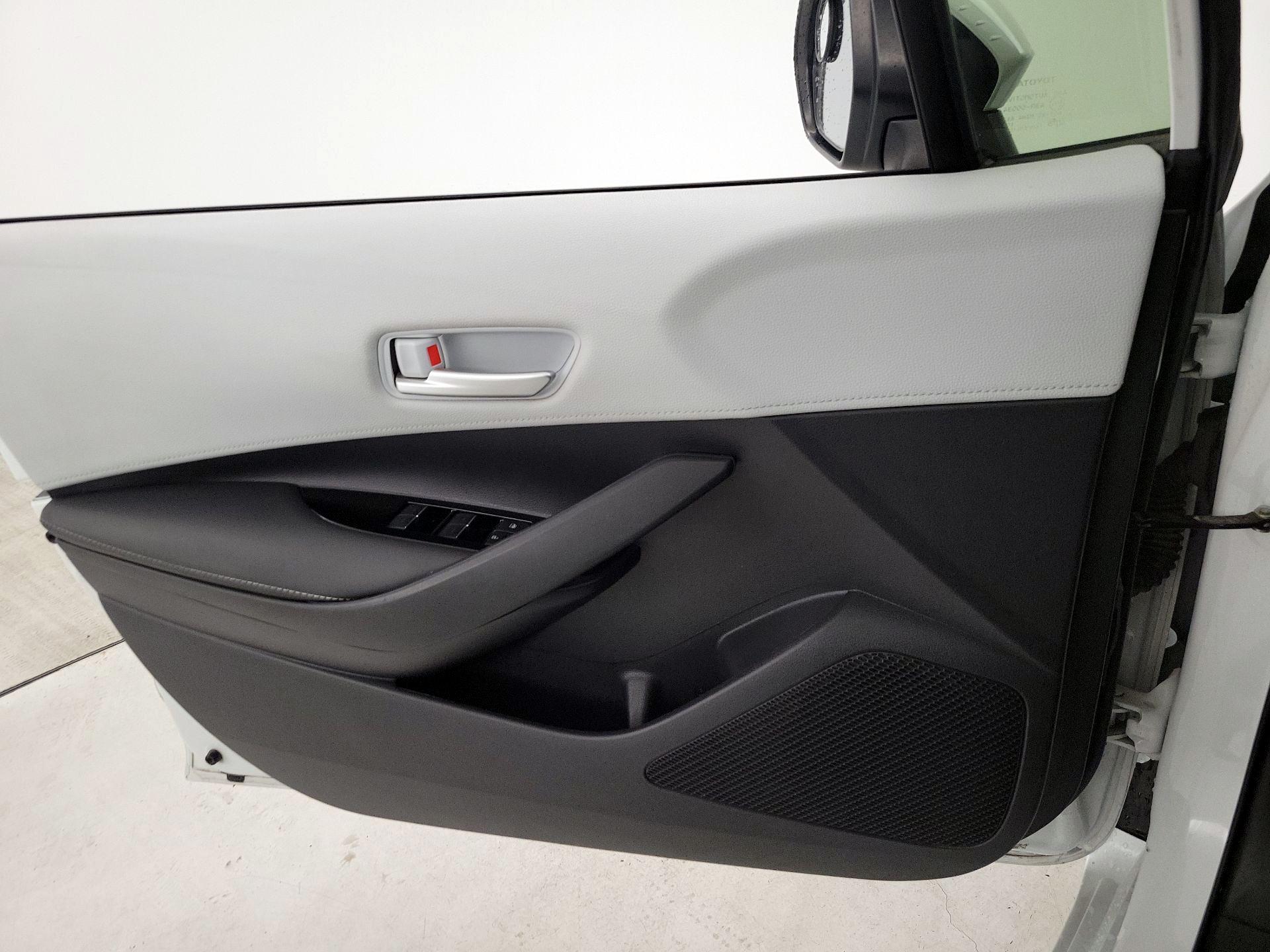 Thumbnail: 2022 Toyota Corolla - 12