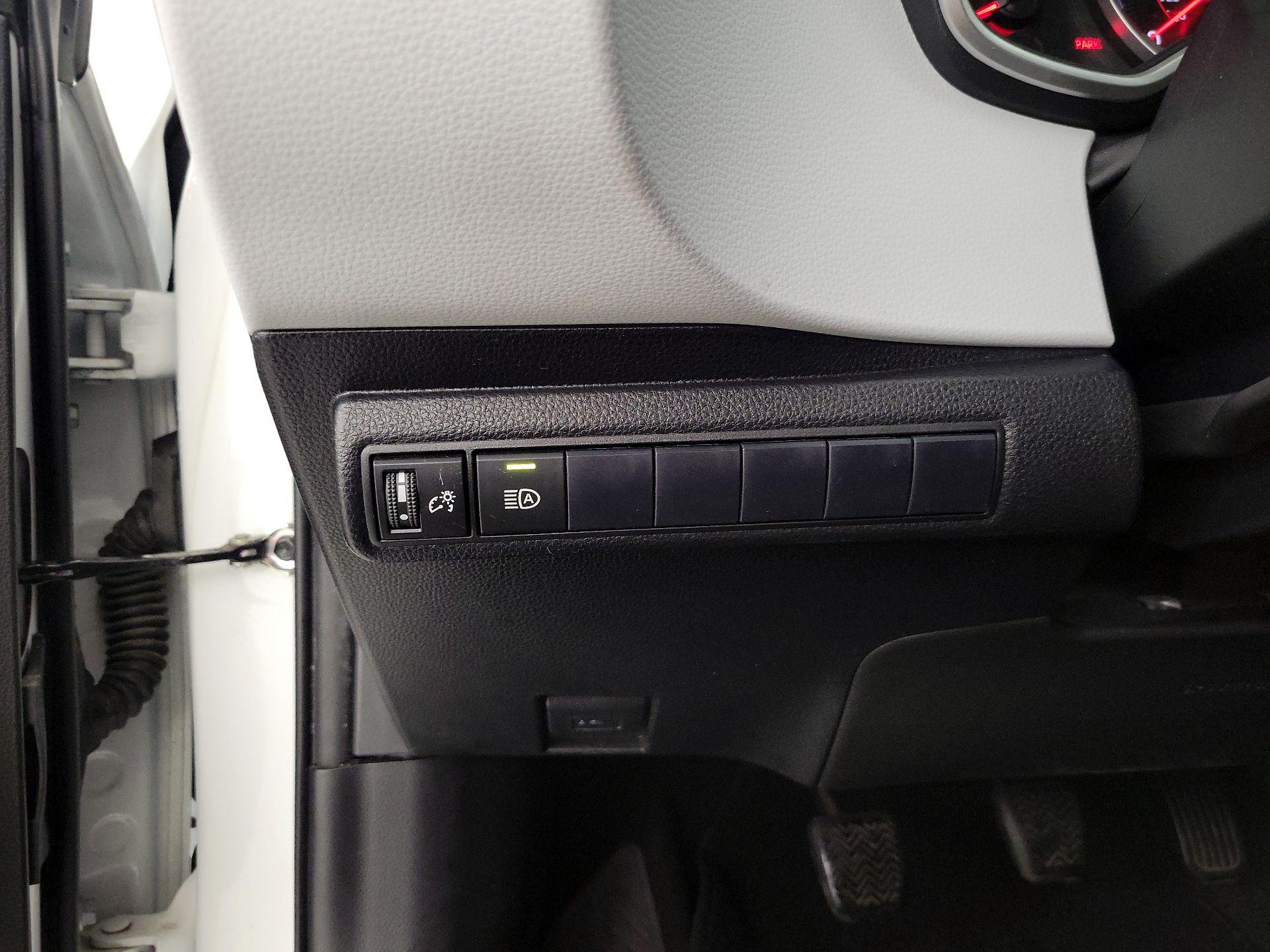 Thumbnail: 2022 Toyota Corolla - 13