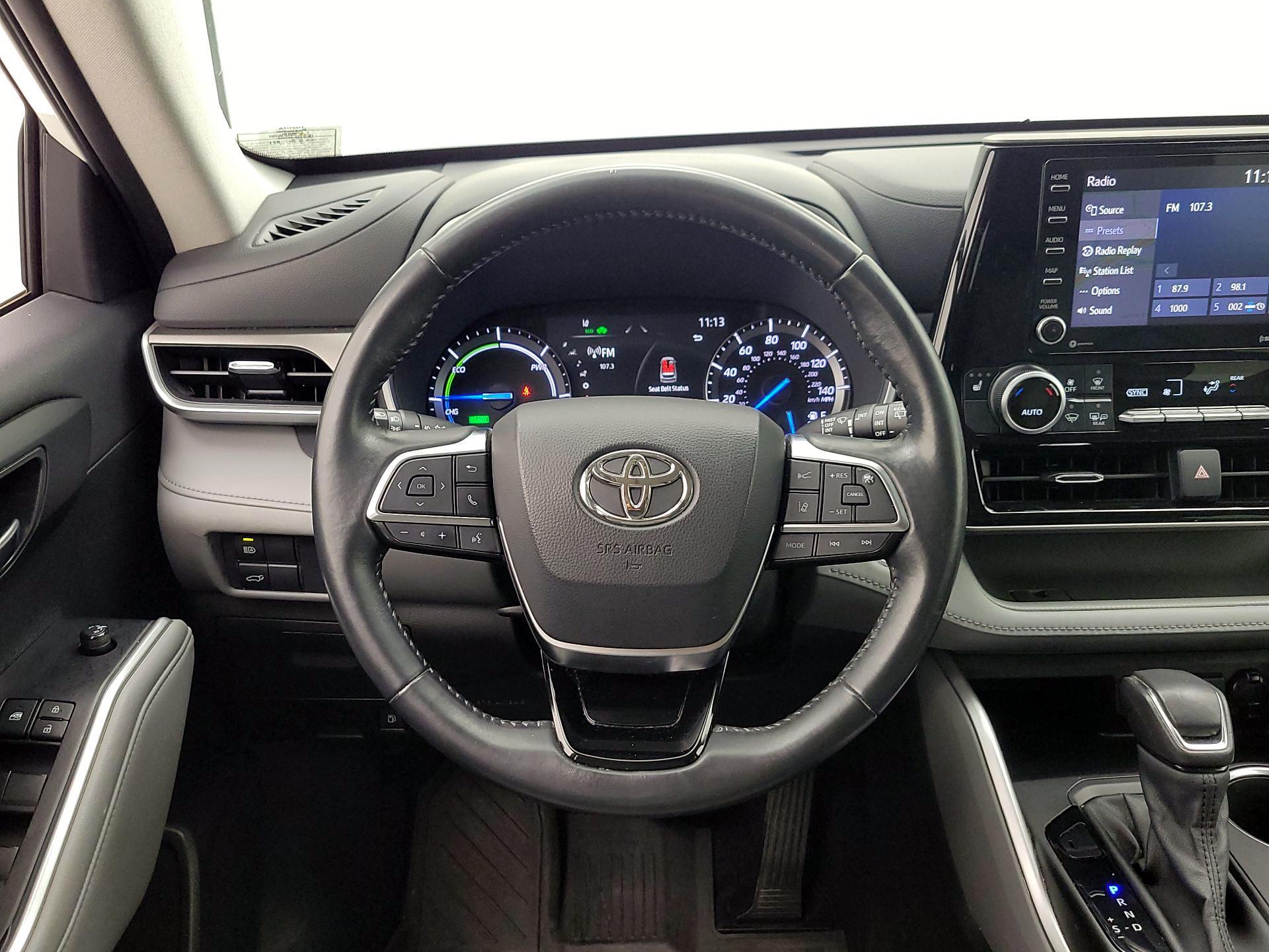 Thumbnail: 2021 Toyota Highlander - 10