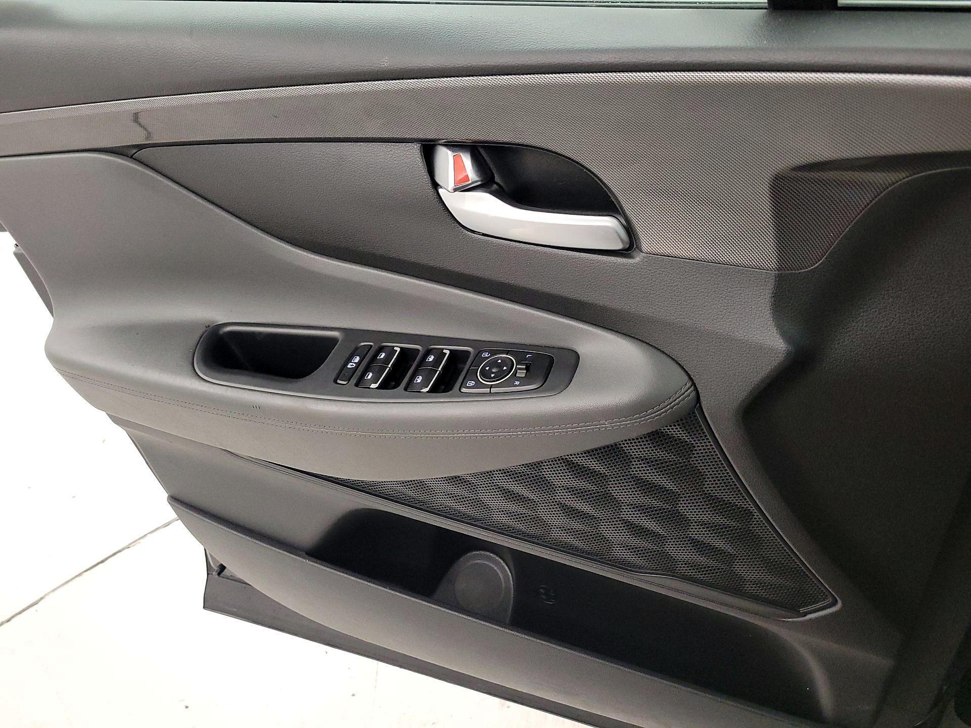 Thumbnail: 2023 Hyundai Santa Fe - 12