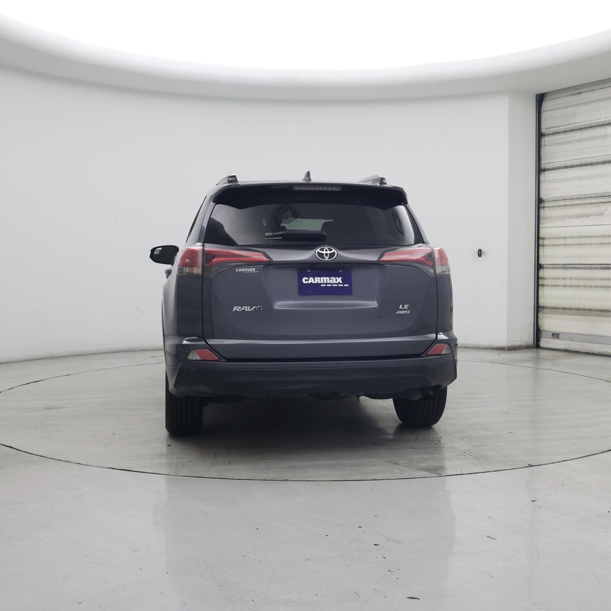 Thumbnail: 2018 Toyota RAV4 - 6