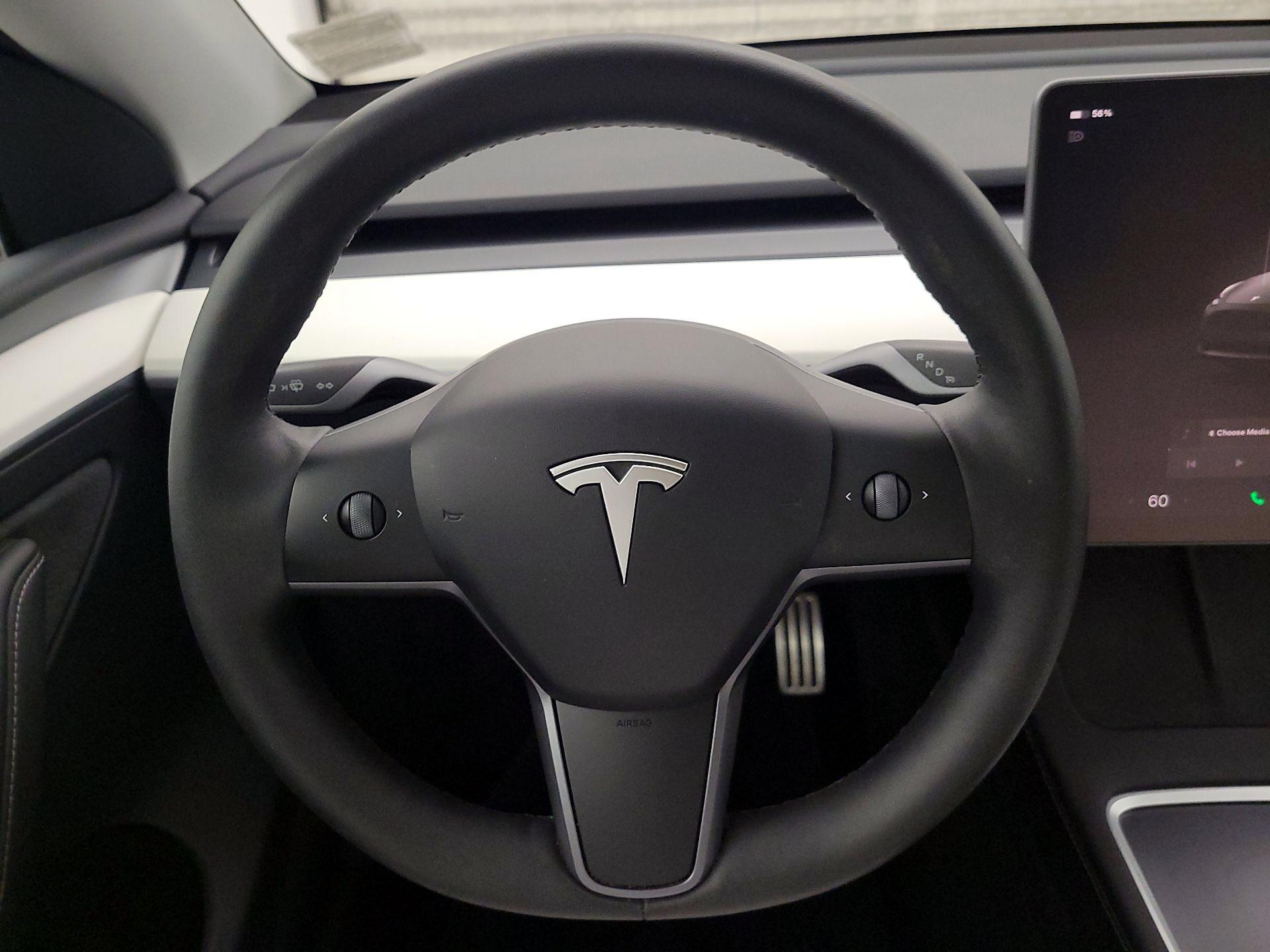 Thumbnail: 2023 Tesla Model Y - 10