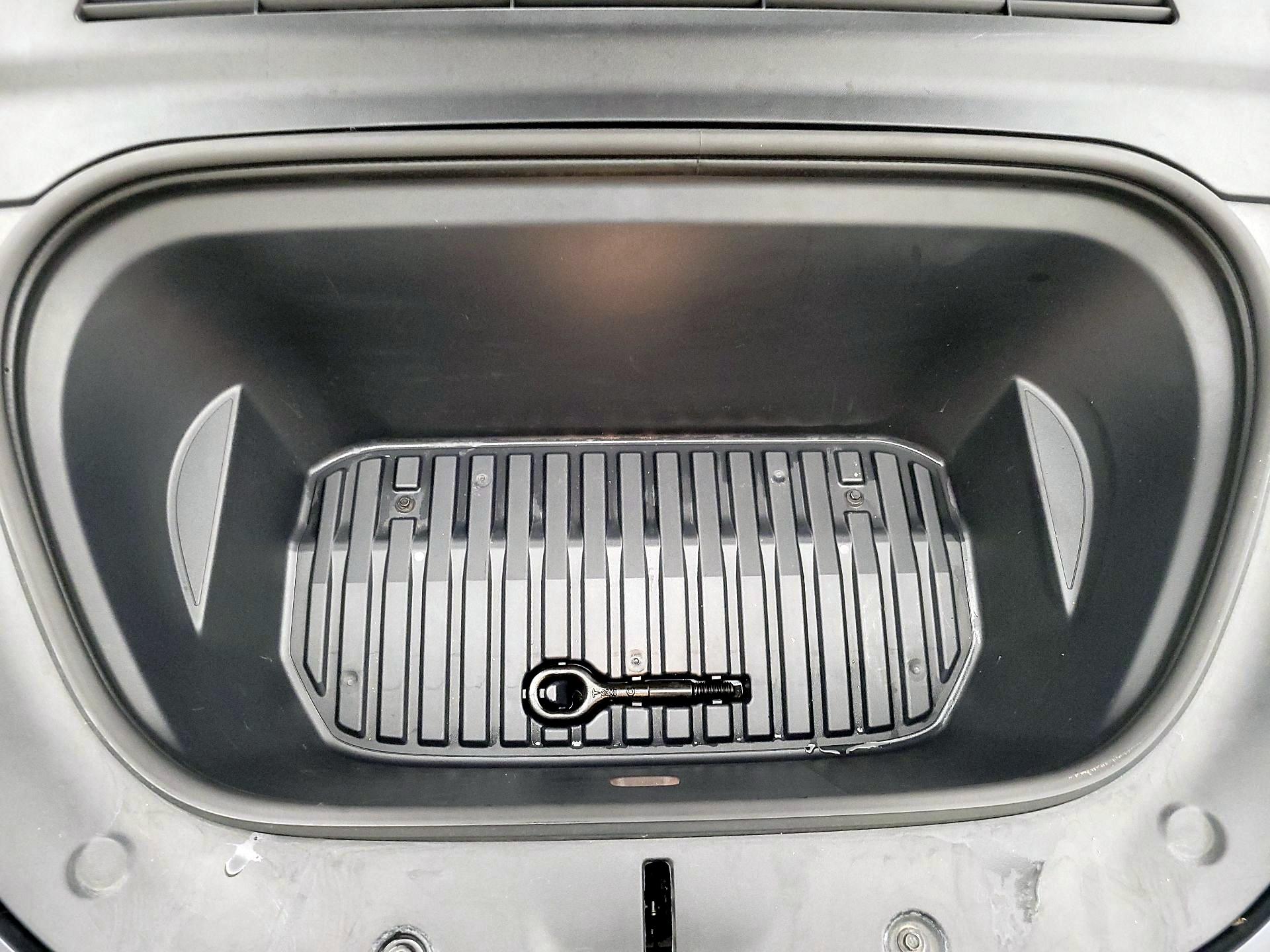 Thumbnail: 2023 Tesla Model Y - 19