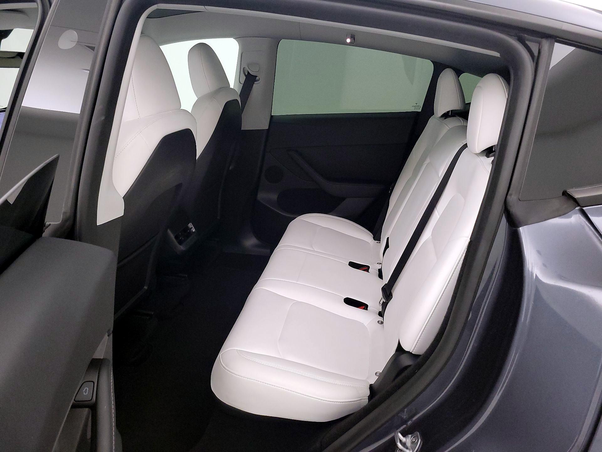 Thumbnail: 2023 Tesla Model Y - 18