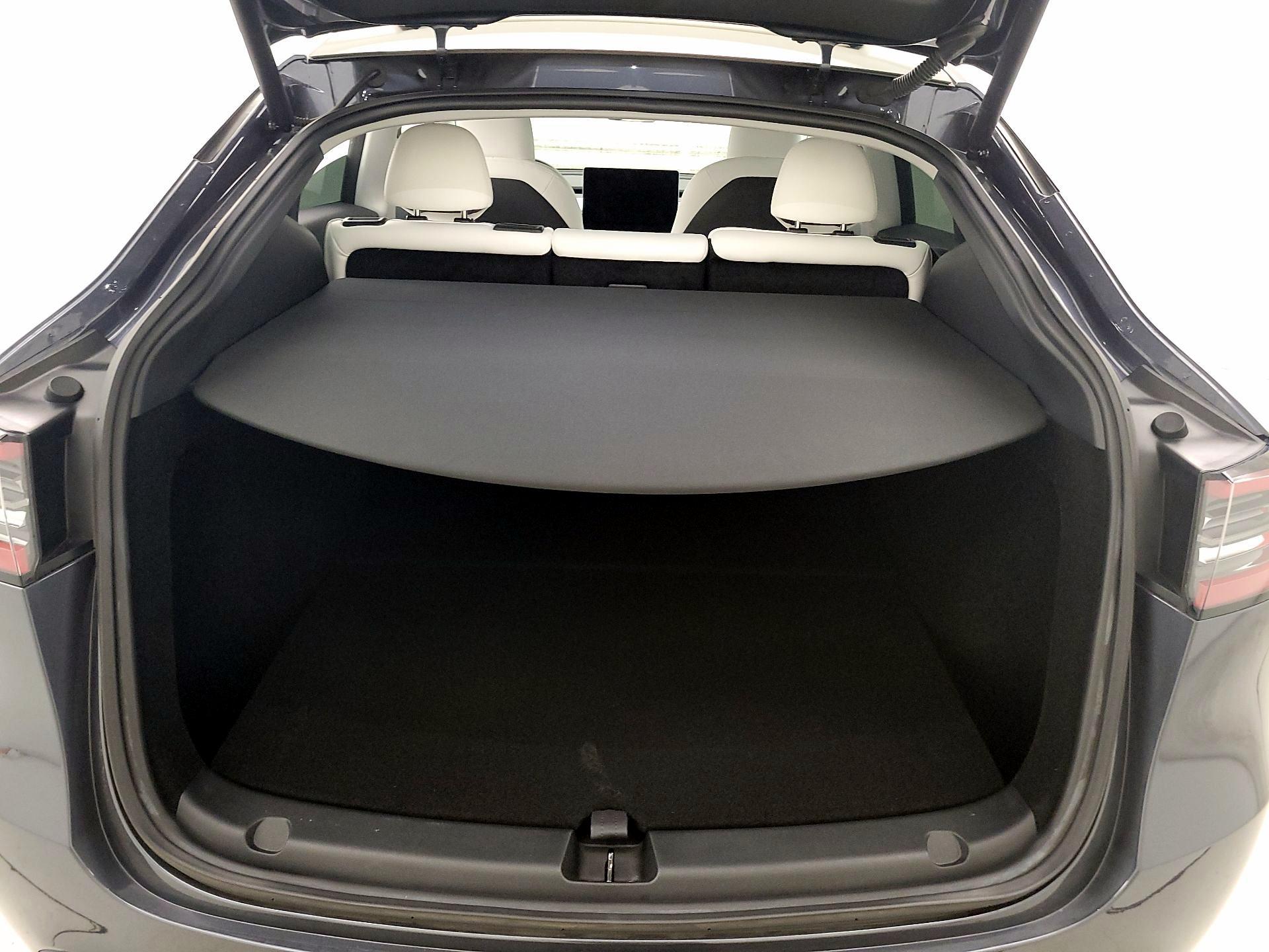 Thumbnail: 2023 Tesla Model Y - 19