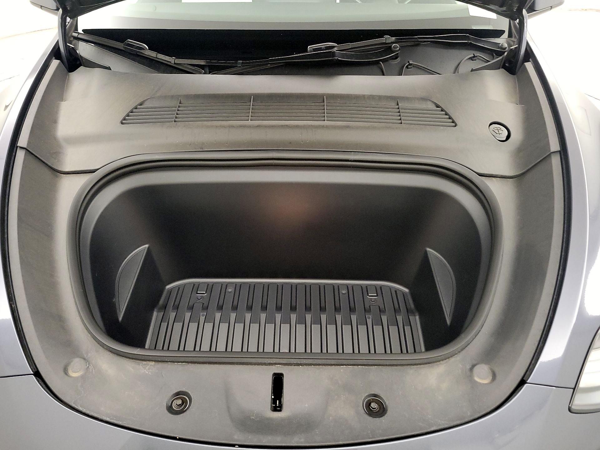 Thumbnail: 2023 Tesla Model Y - 20