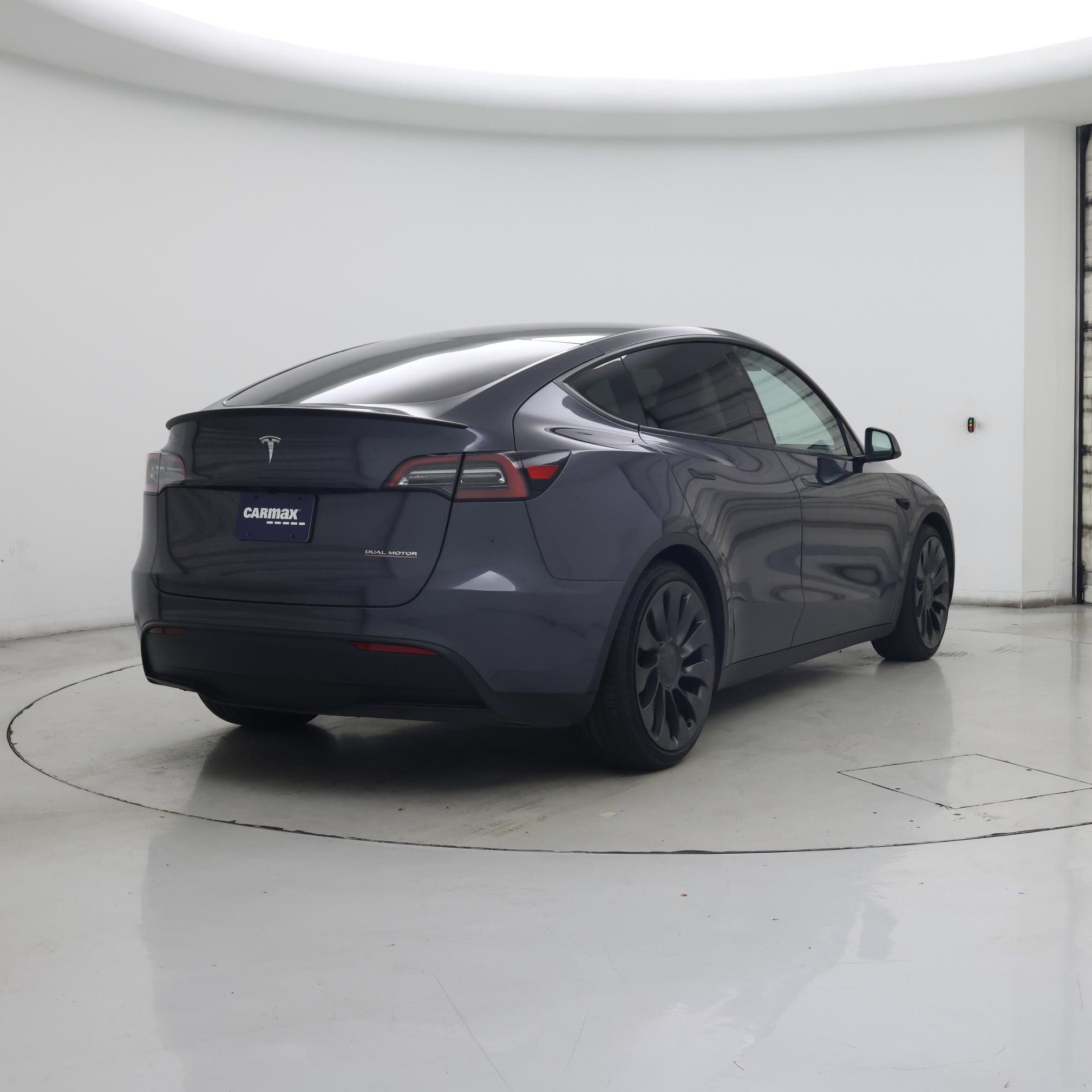 Thumbnail: 2023 Tesla Model Y - 8