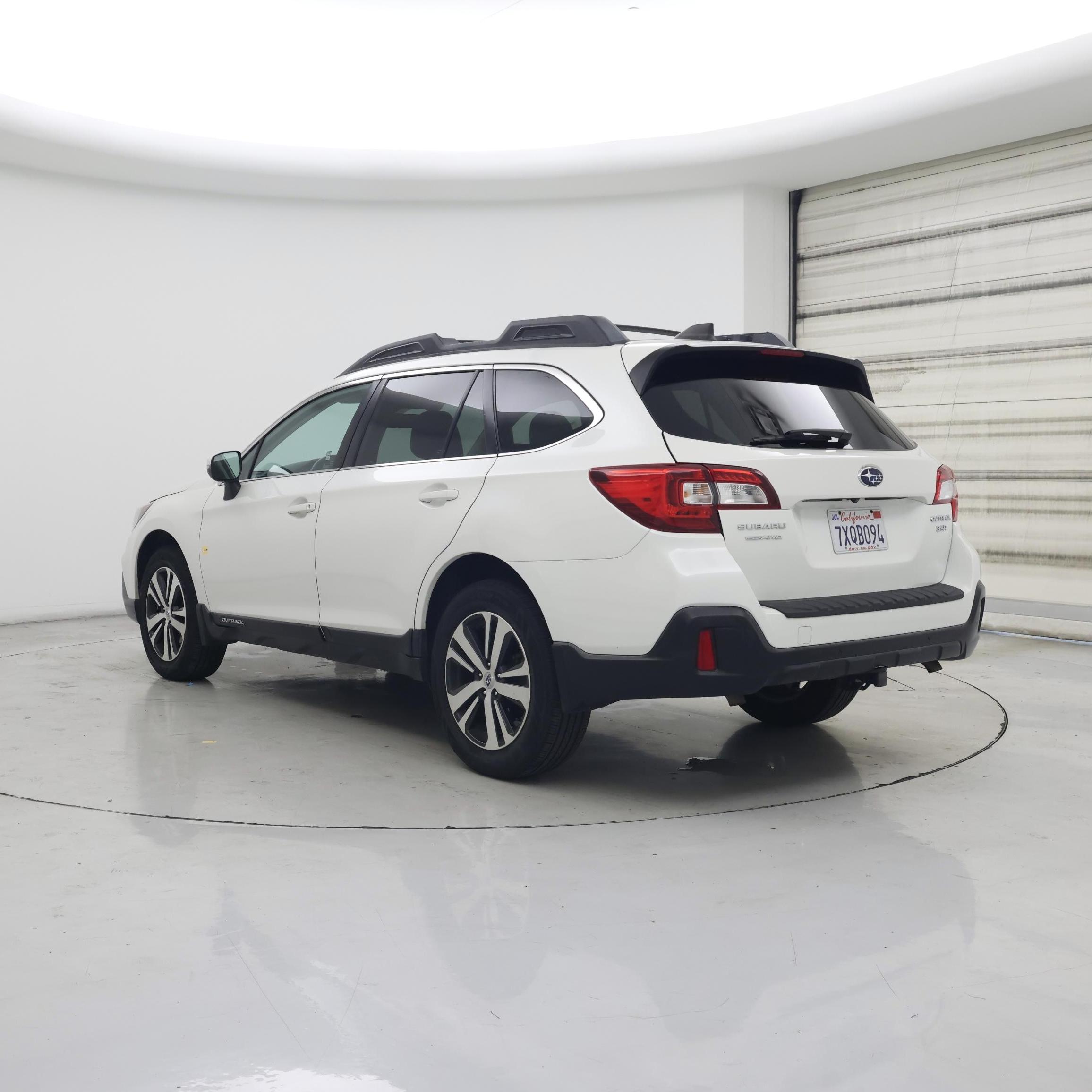 Thumbnail: 2018 Subaru Outback - 2