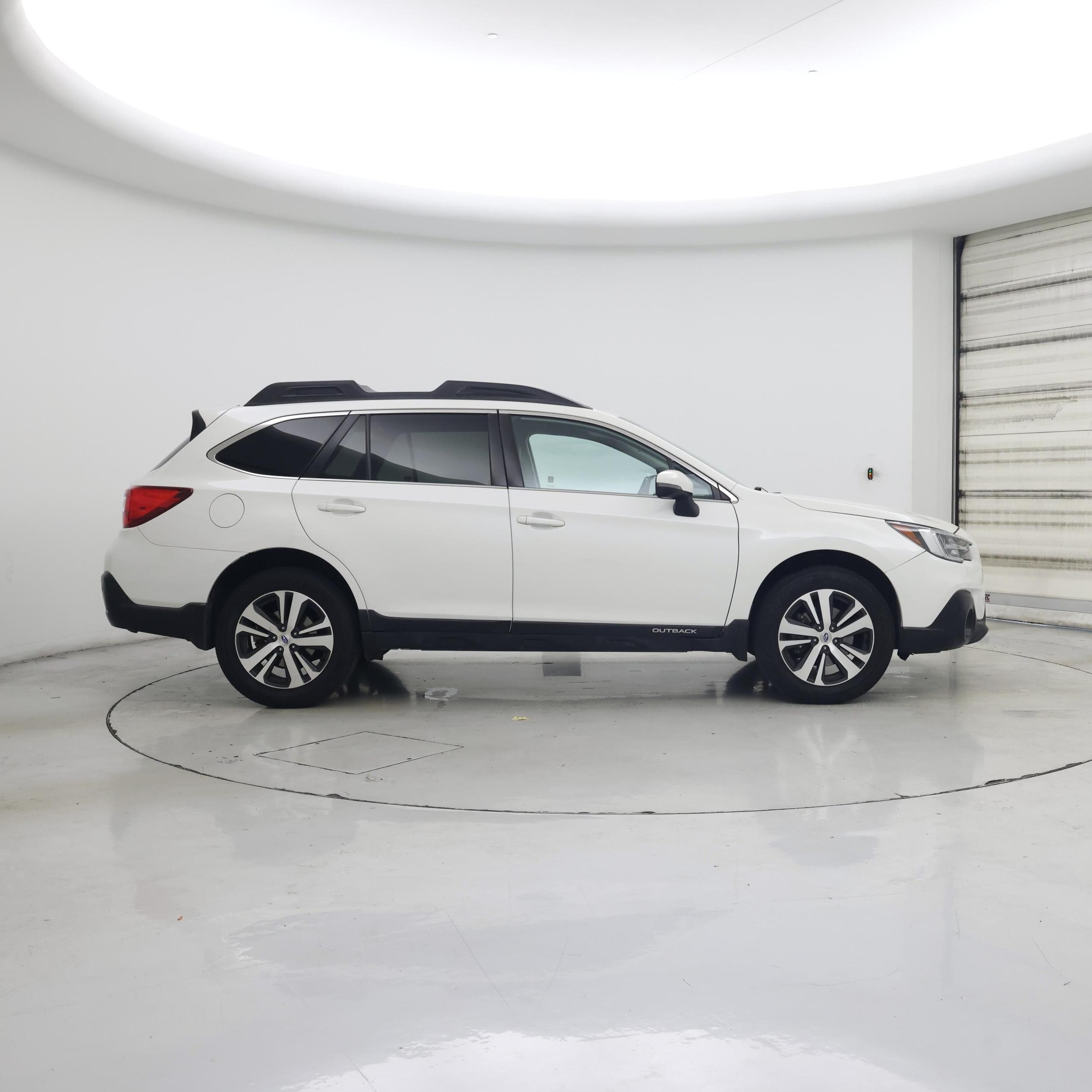 Thumbnail: 2018 Subaru Outback - 7