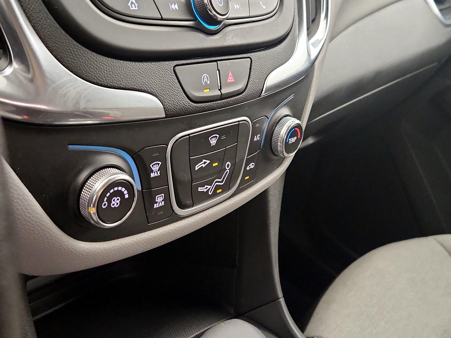 Thumbnail: 2024 Chevrolet Equinox - 16