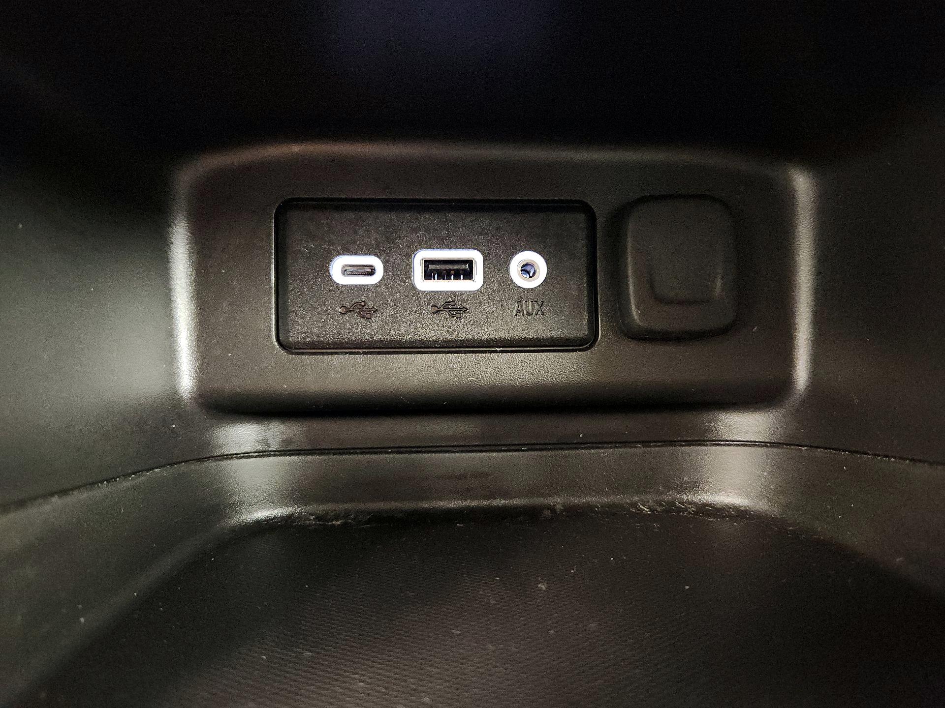 Thumbnail: 2024 Chevrolet Equinox - 18