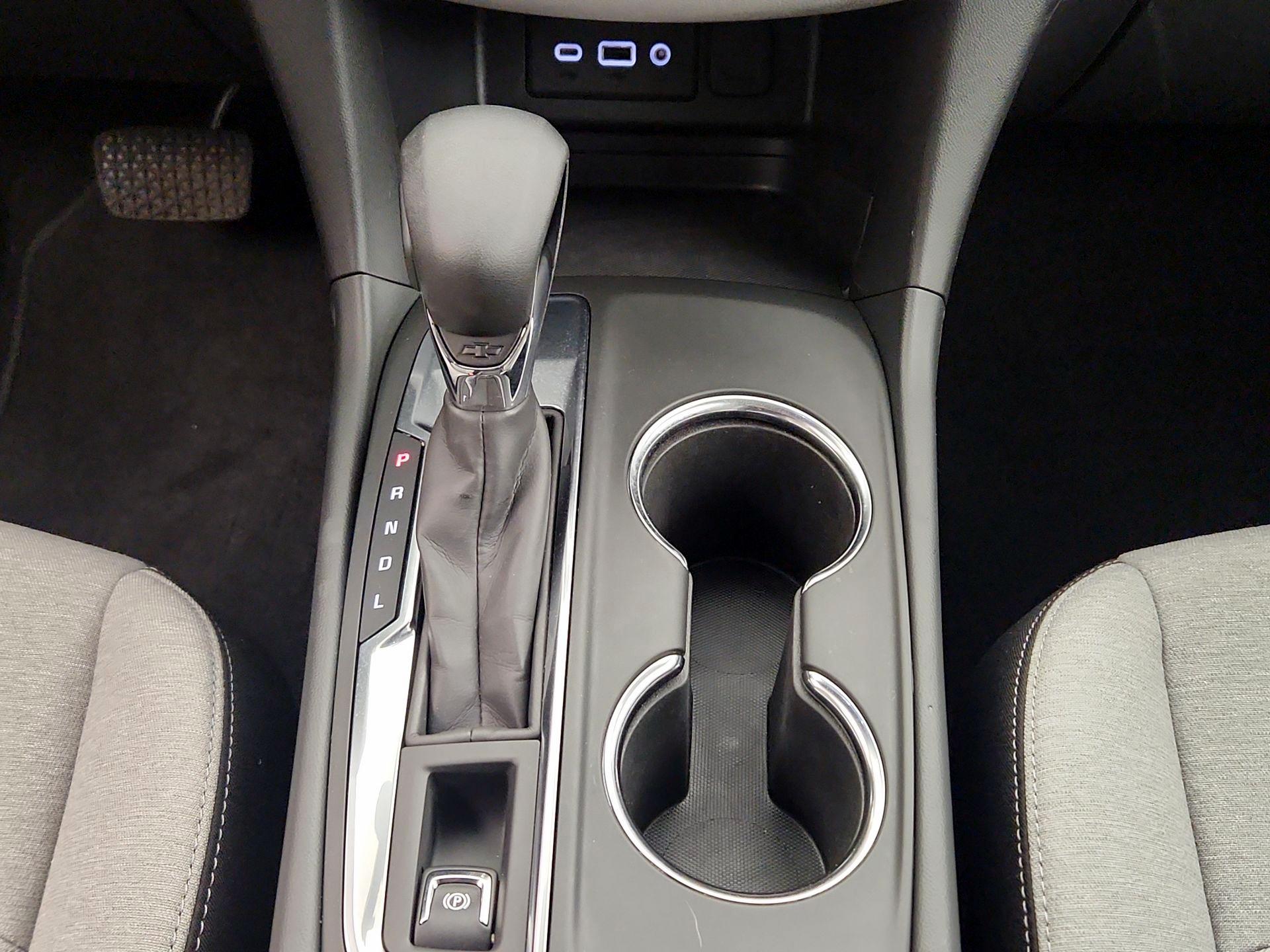 Thumbnail: 2022 Chevrolet Equinox - 17