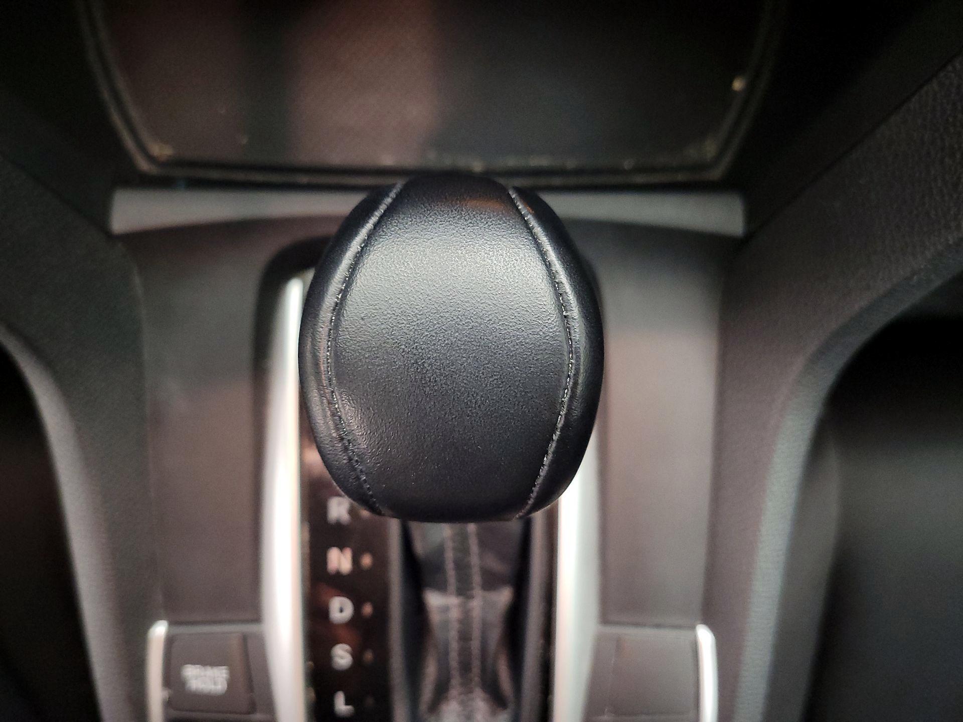 Thumbnail: 2018 Honda Civic - 17