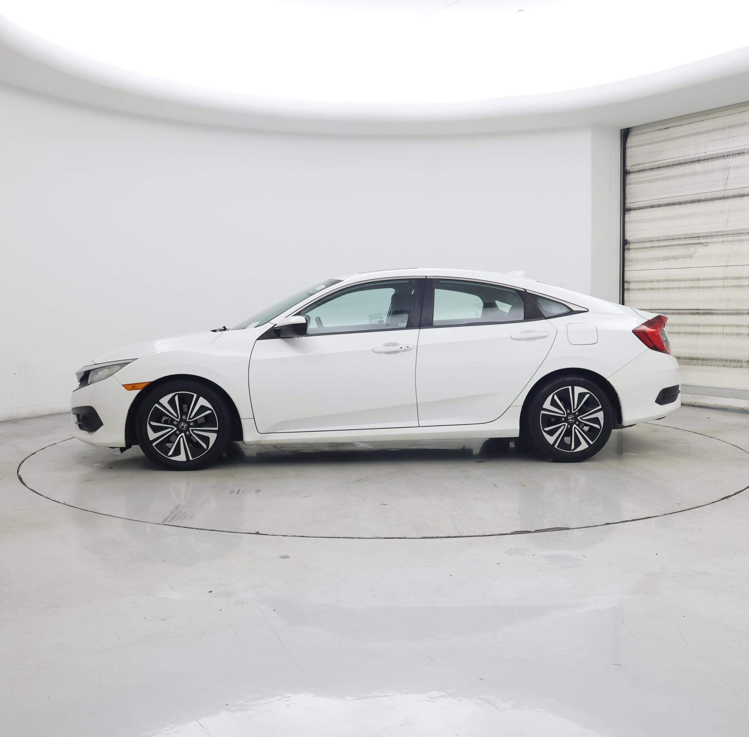 Thumbnail: 2018 Honda Civic - 3