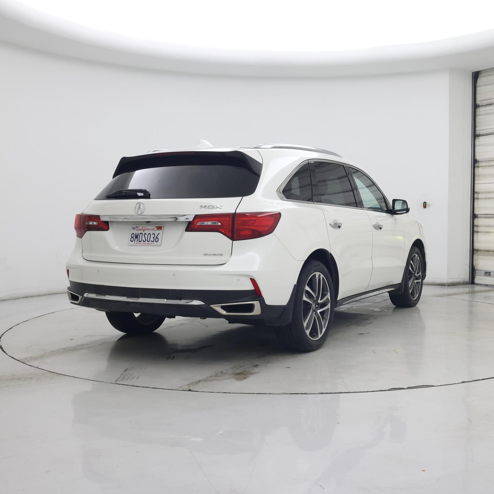 Thumbnail: 2017 Acura MDX - 8