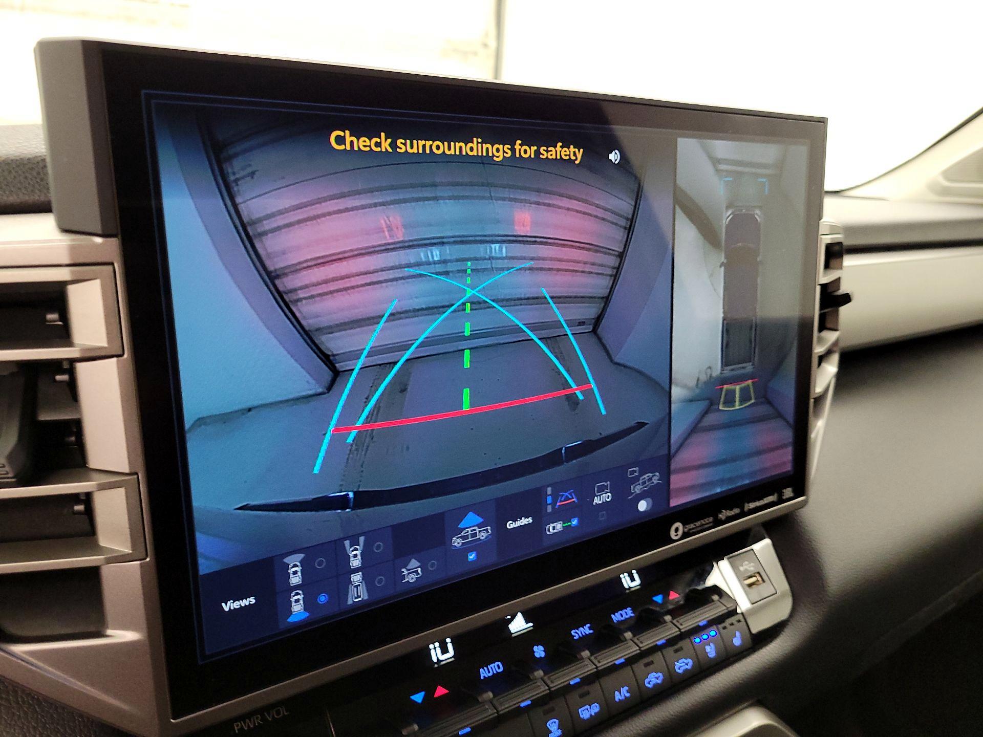 Thumbnail: 2023 Toyota Tundra - 14