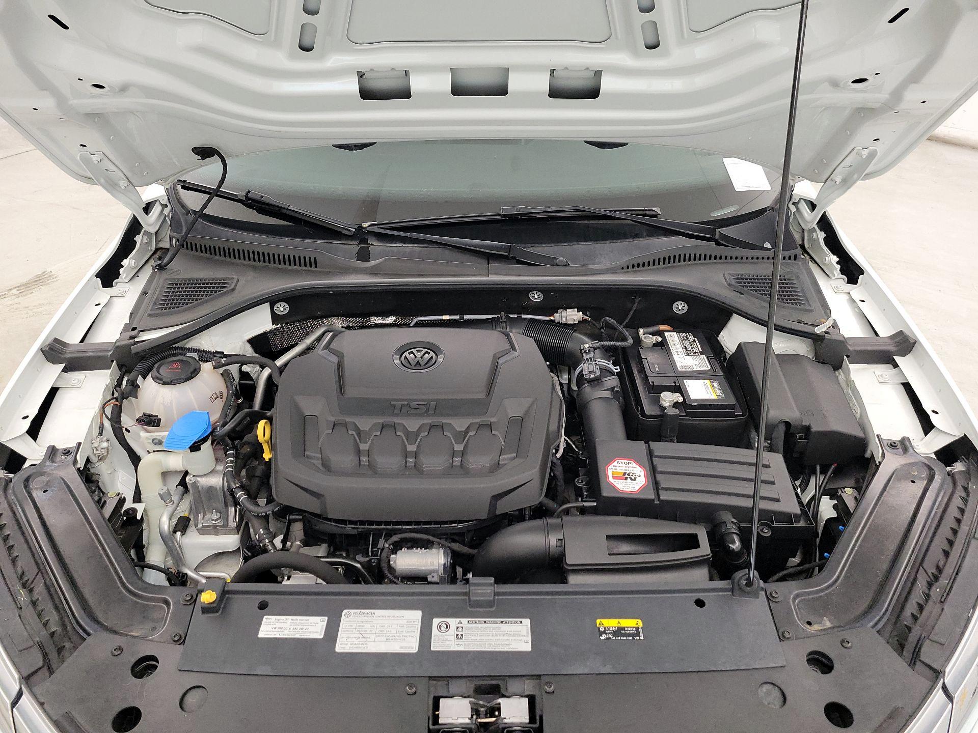 Thumbnail: 2020 Volkswagen Passat - 18