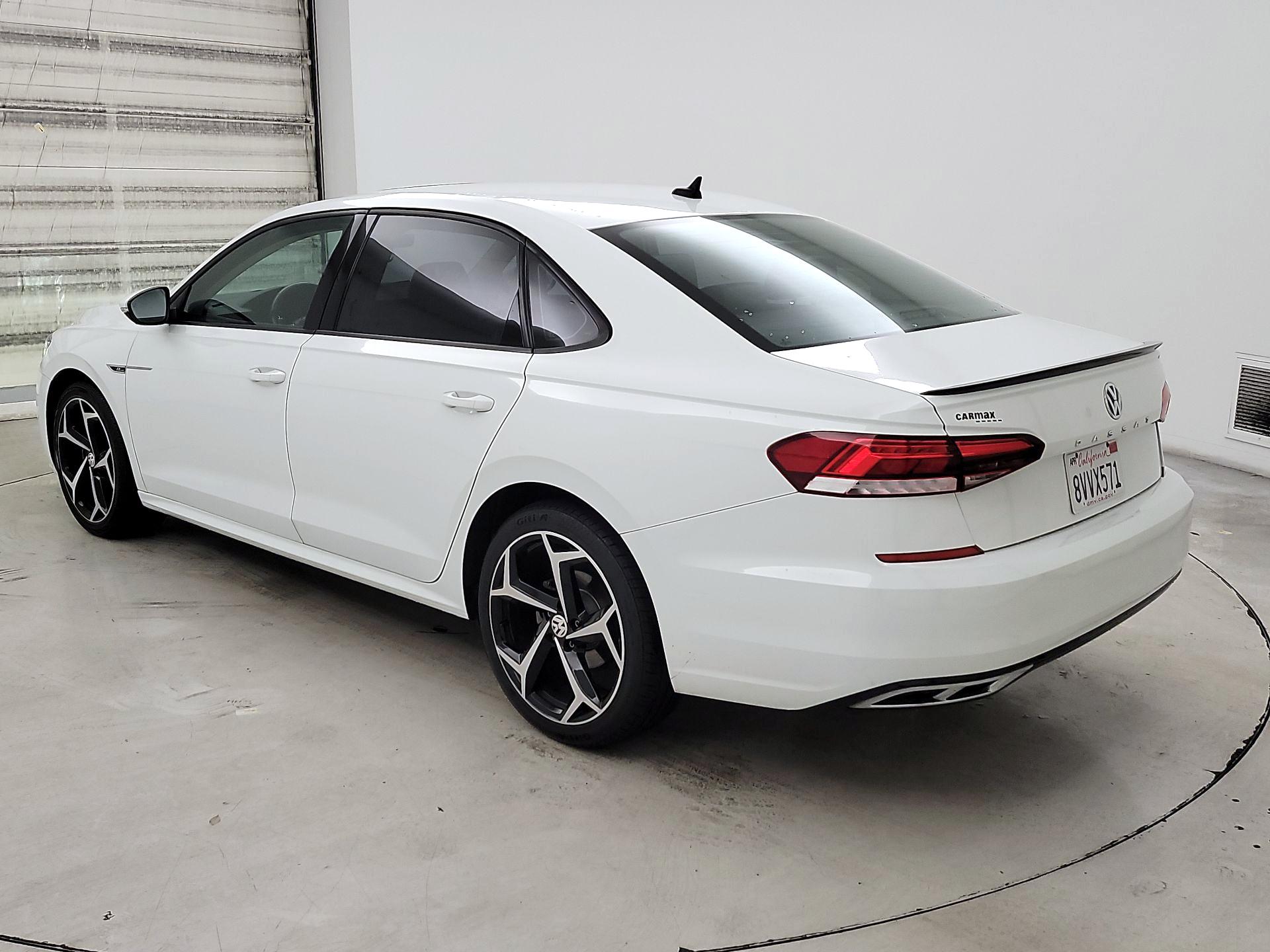 Thumbnail: 2020 Volkswagen Passat - 7