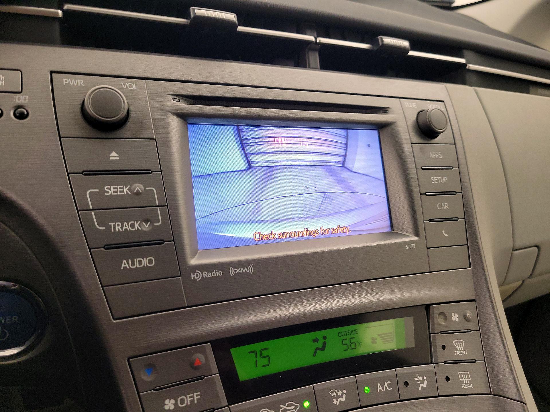 Thumbnail: 2014 Toyota Prius - 14