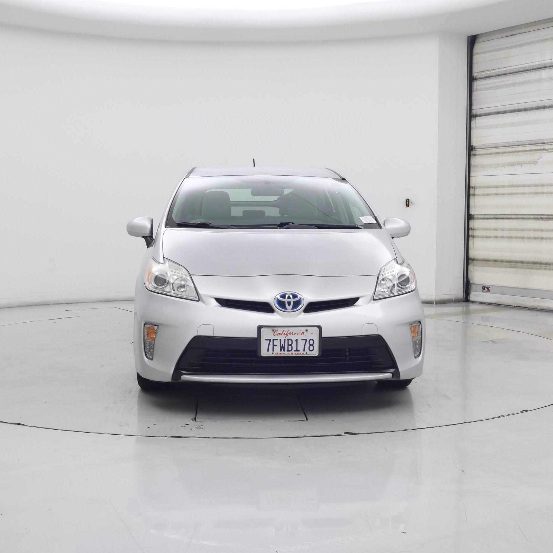 Thumbnail: 2014 Toyota Prius - 5