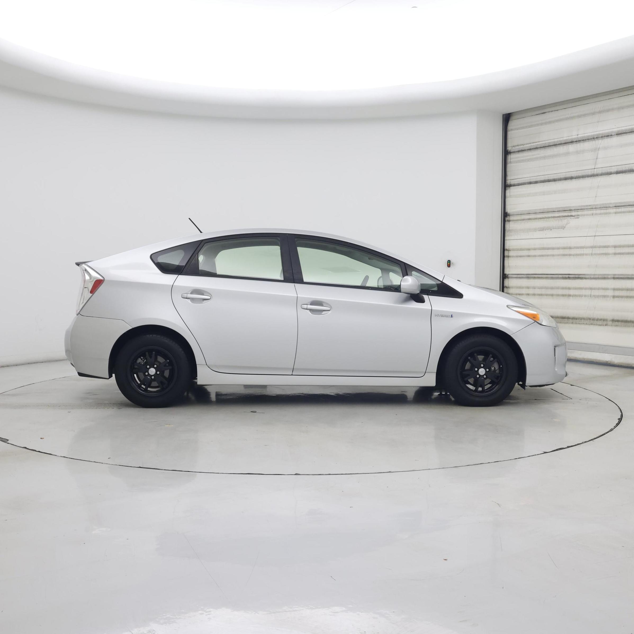 Thumbnail: 2014 Toyota Prius - 7