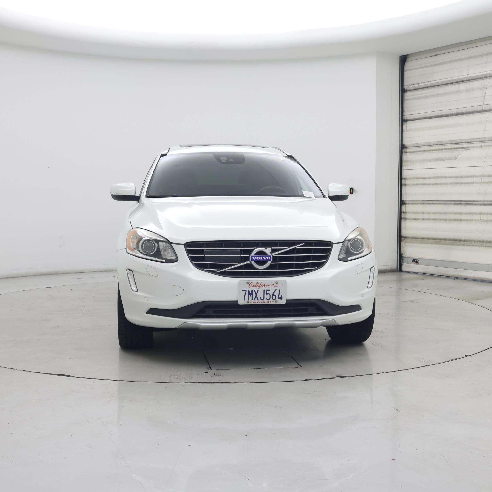 Thumbnail: 2016 Volvo XC60 - 5