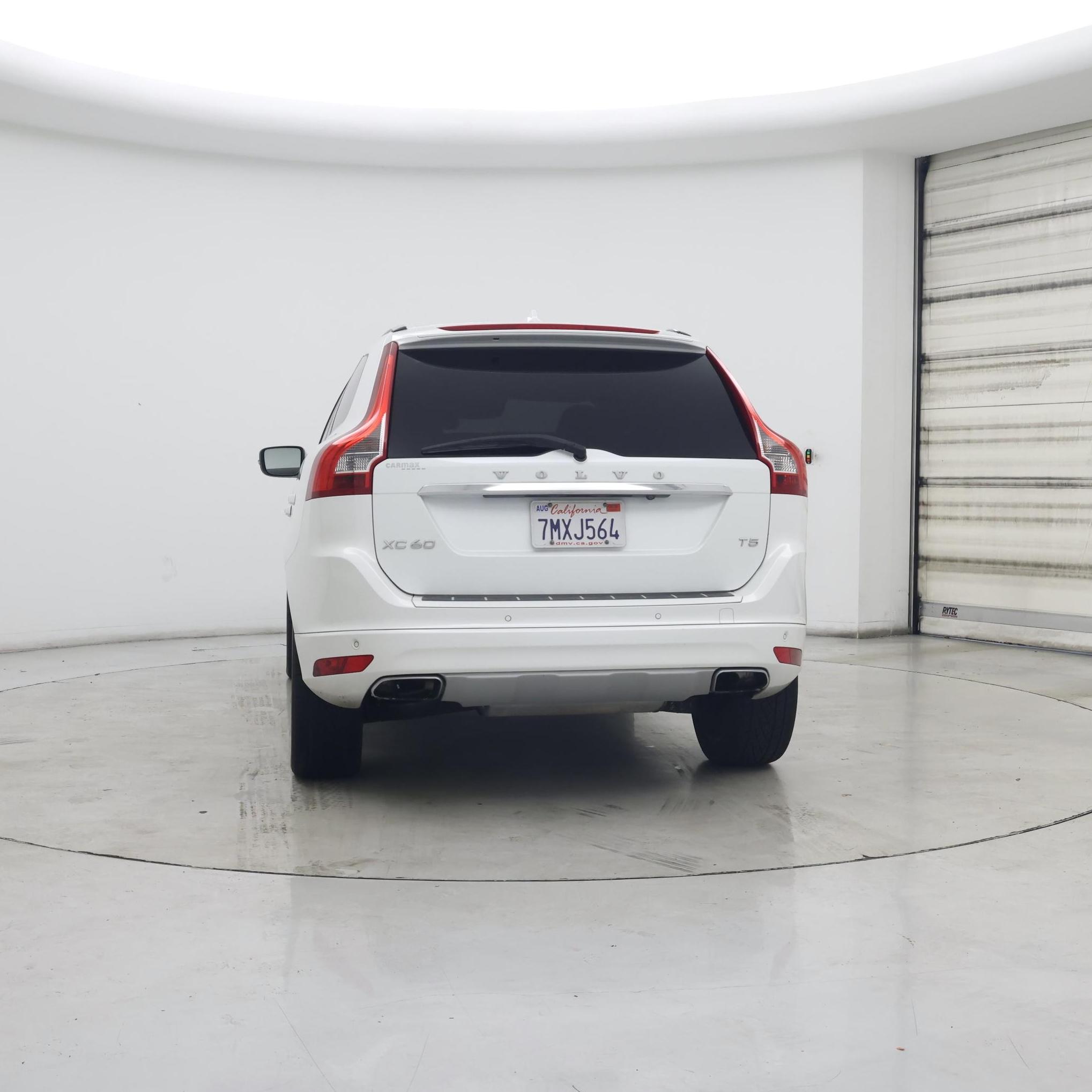 Thumbnail: 2016 Volvo XC60 - 6