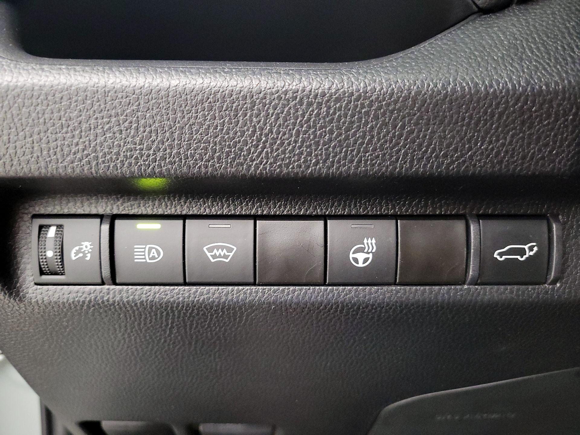 Thumbnail: 2023 Toyota RAV4 - 13