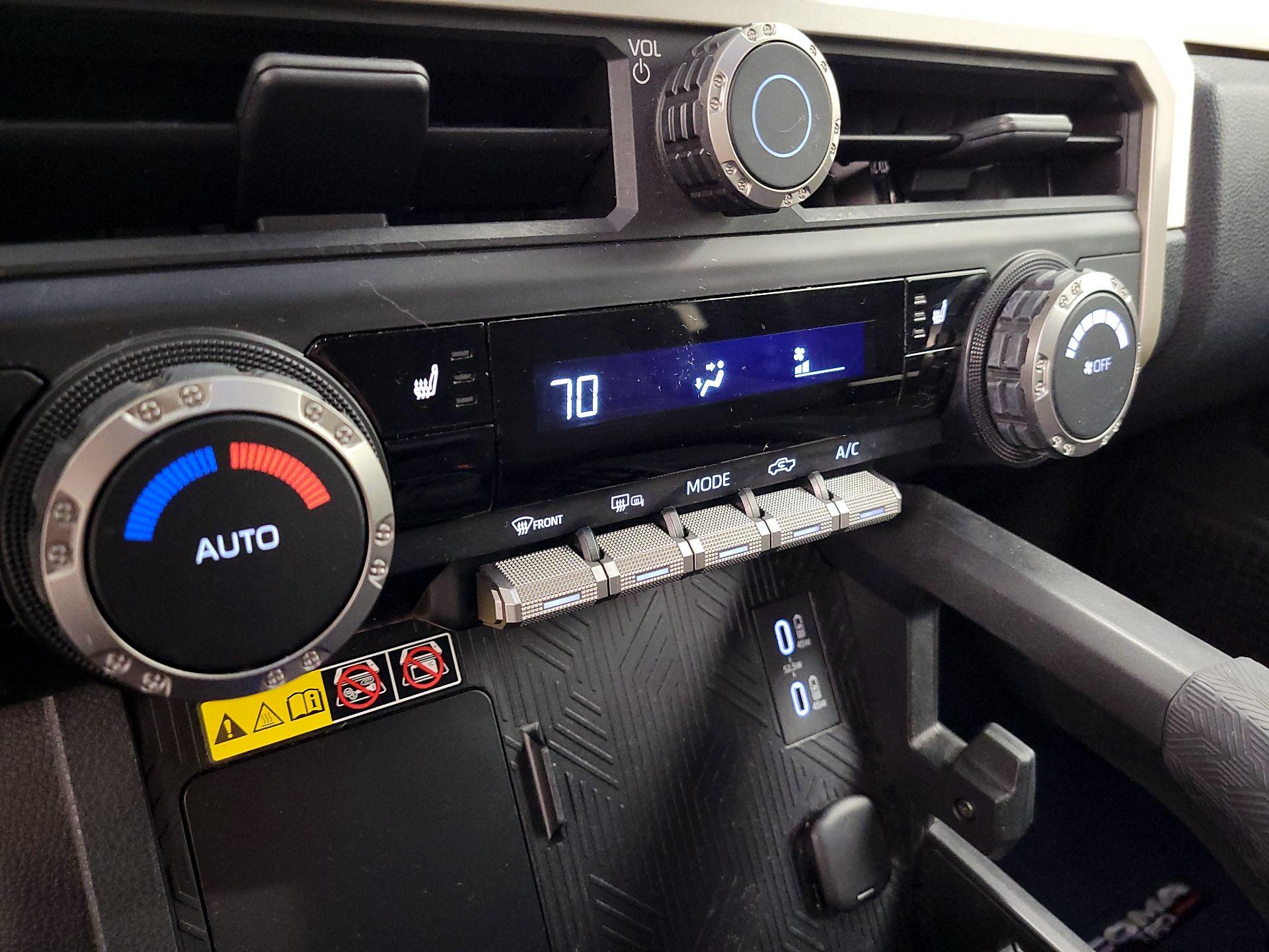 Thumbnail: 2024 Toyota Tacoma - 16