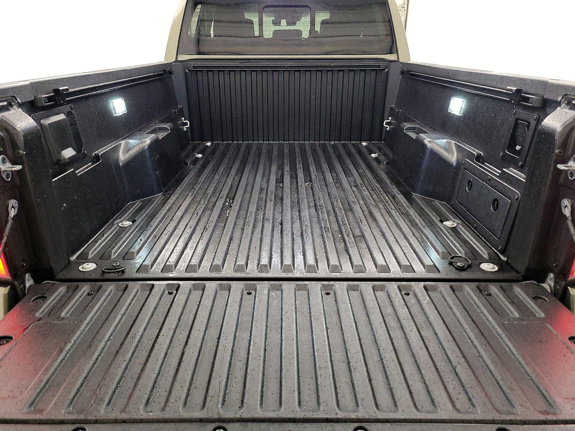 Thumbnail: 2024 Toyota Tacoma - 19