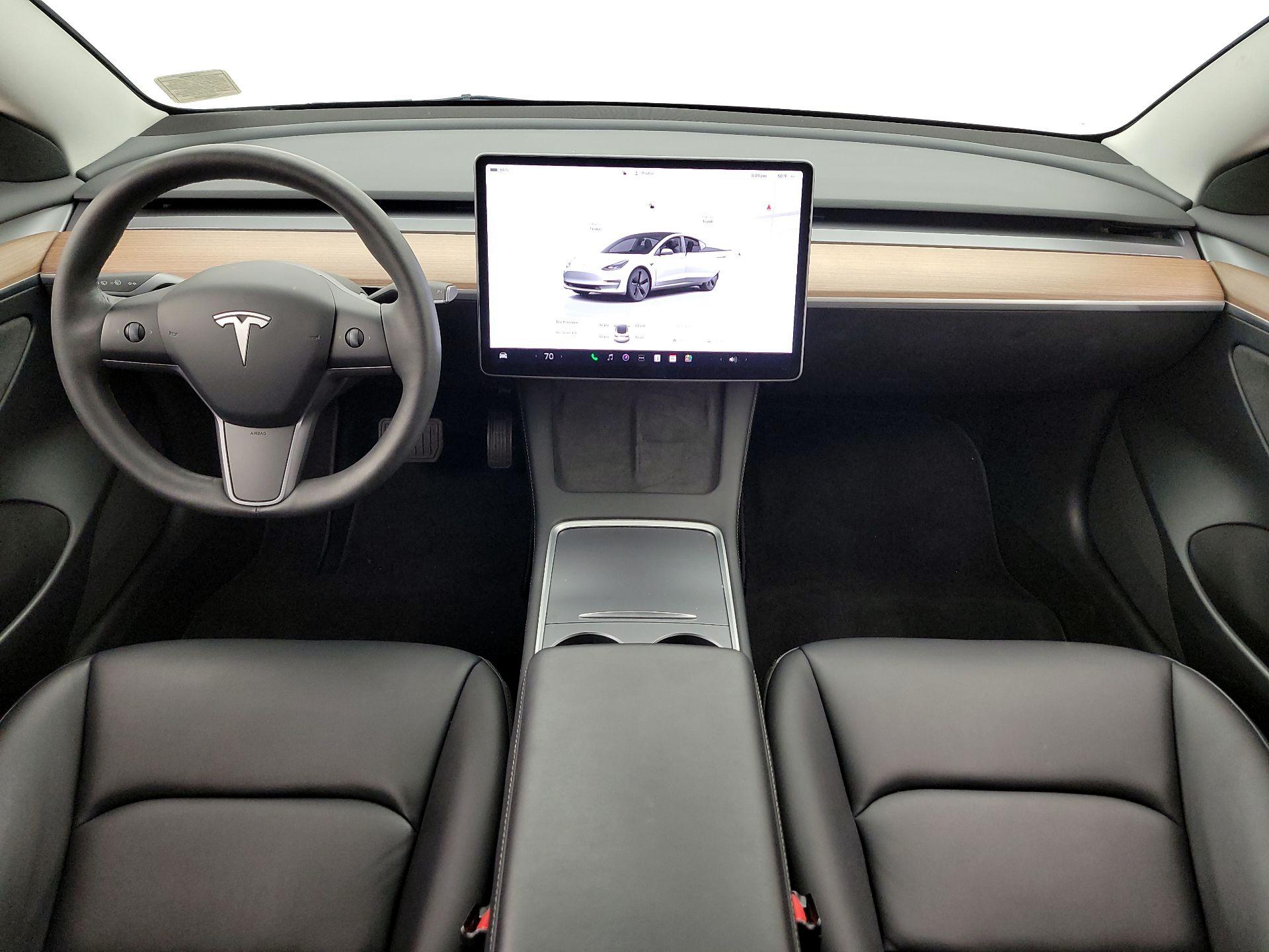 Thumbnail: 2023 Tesla Model 3 - 9