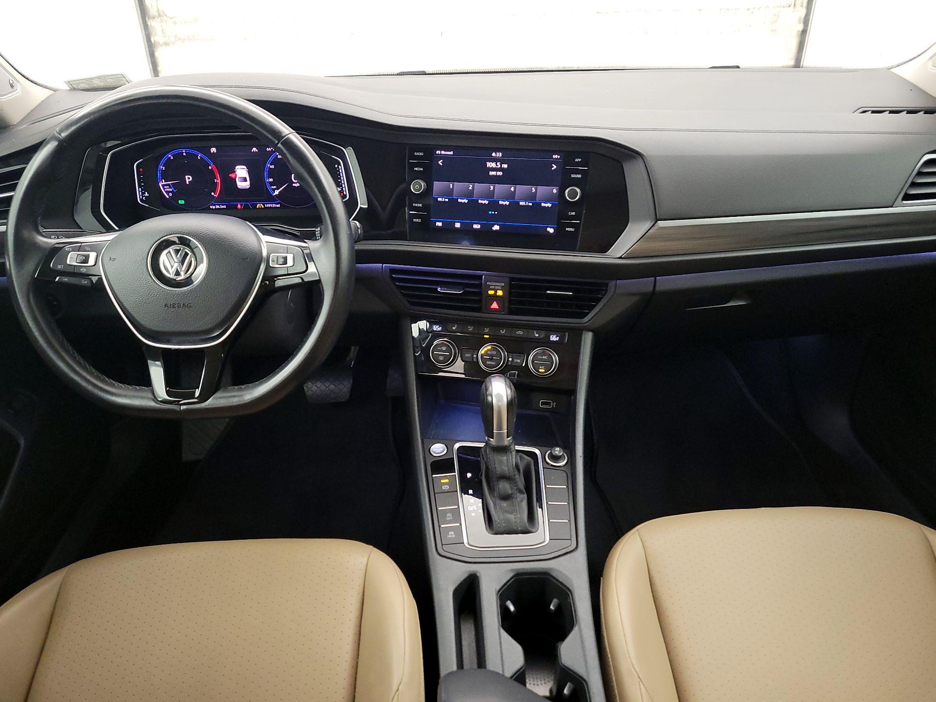 Thumbnail: 2019 Volkswagen Jetta - 9