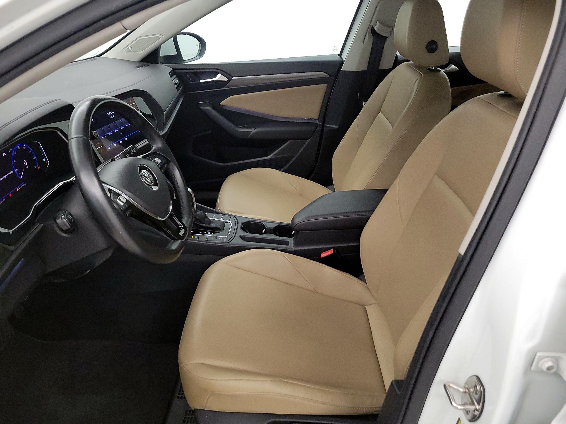 Thumbnail: 2019 Volkswagen Jetta - 11