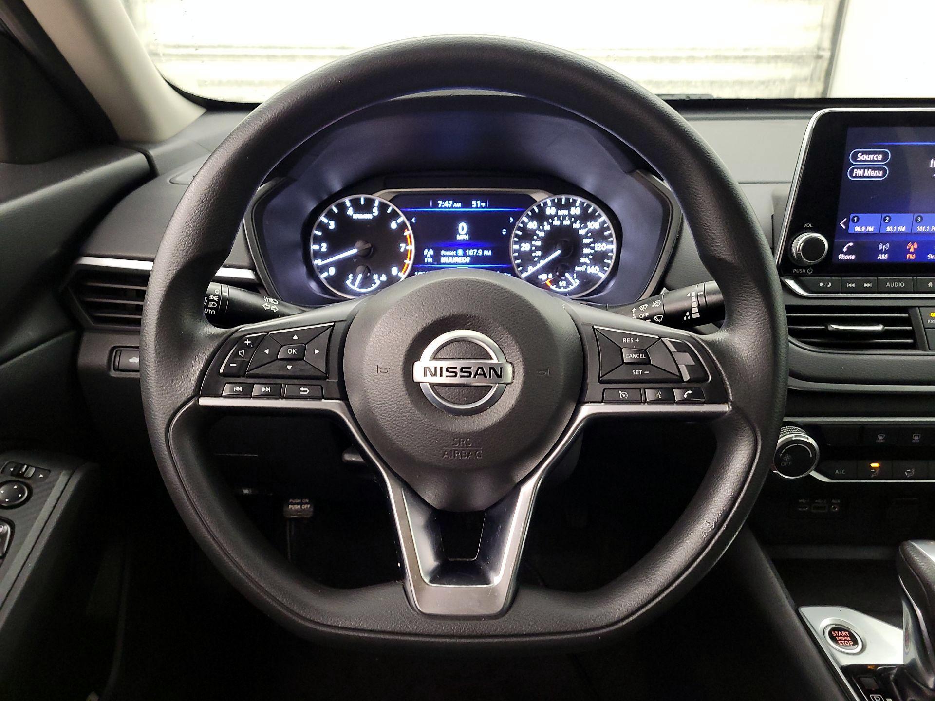 Thumbnail: 2019 Nissan Altima - 10