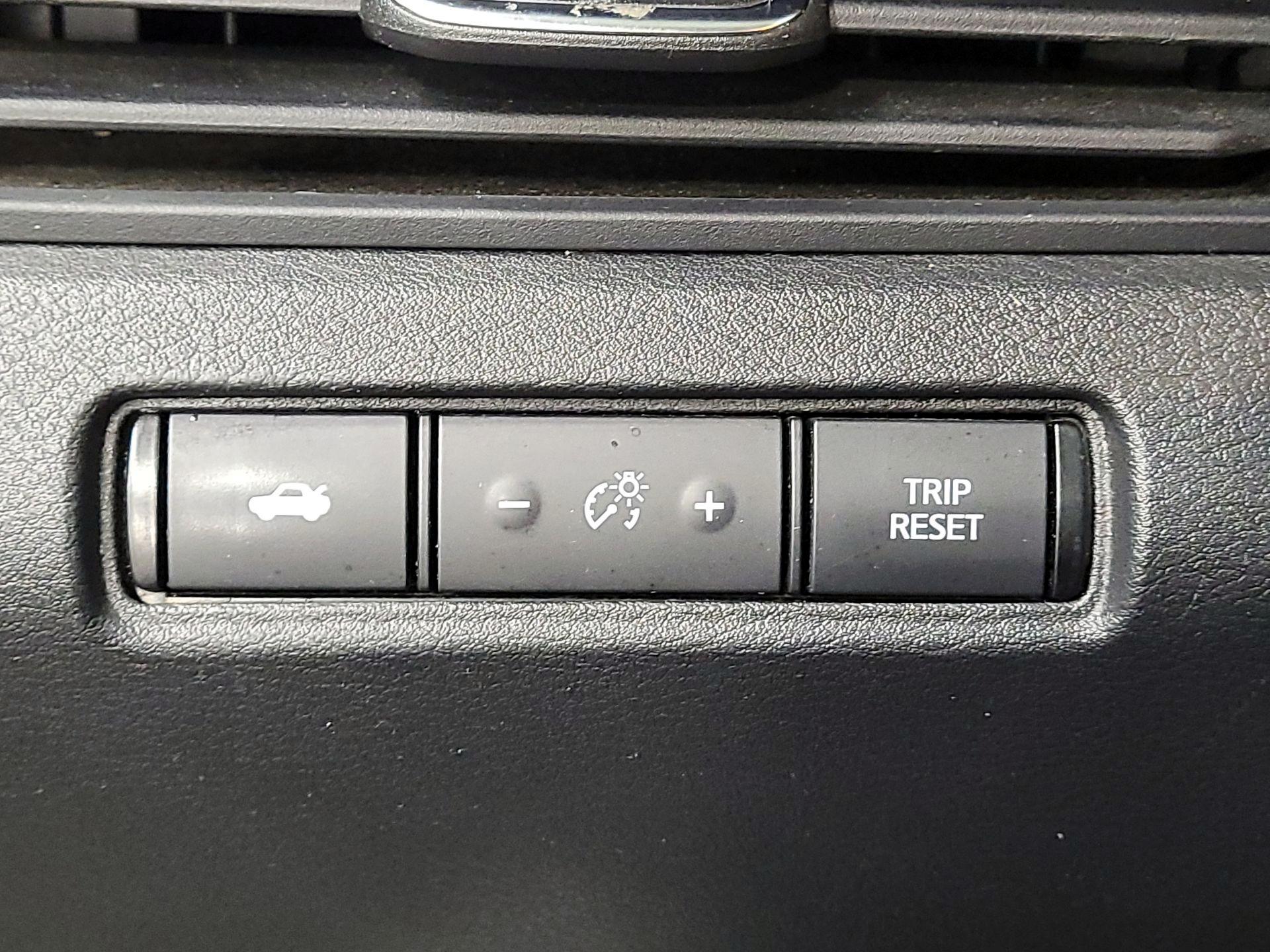 Thumbnail: 2019 Nissan Altima - 13