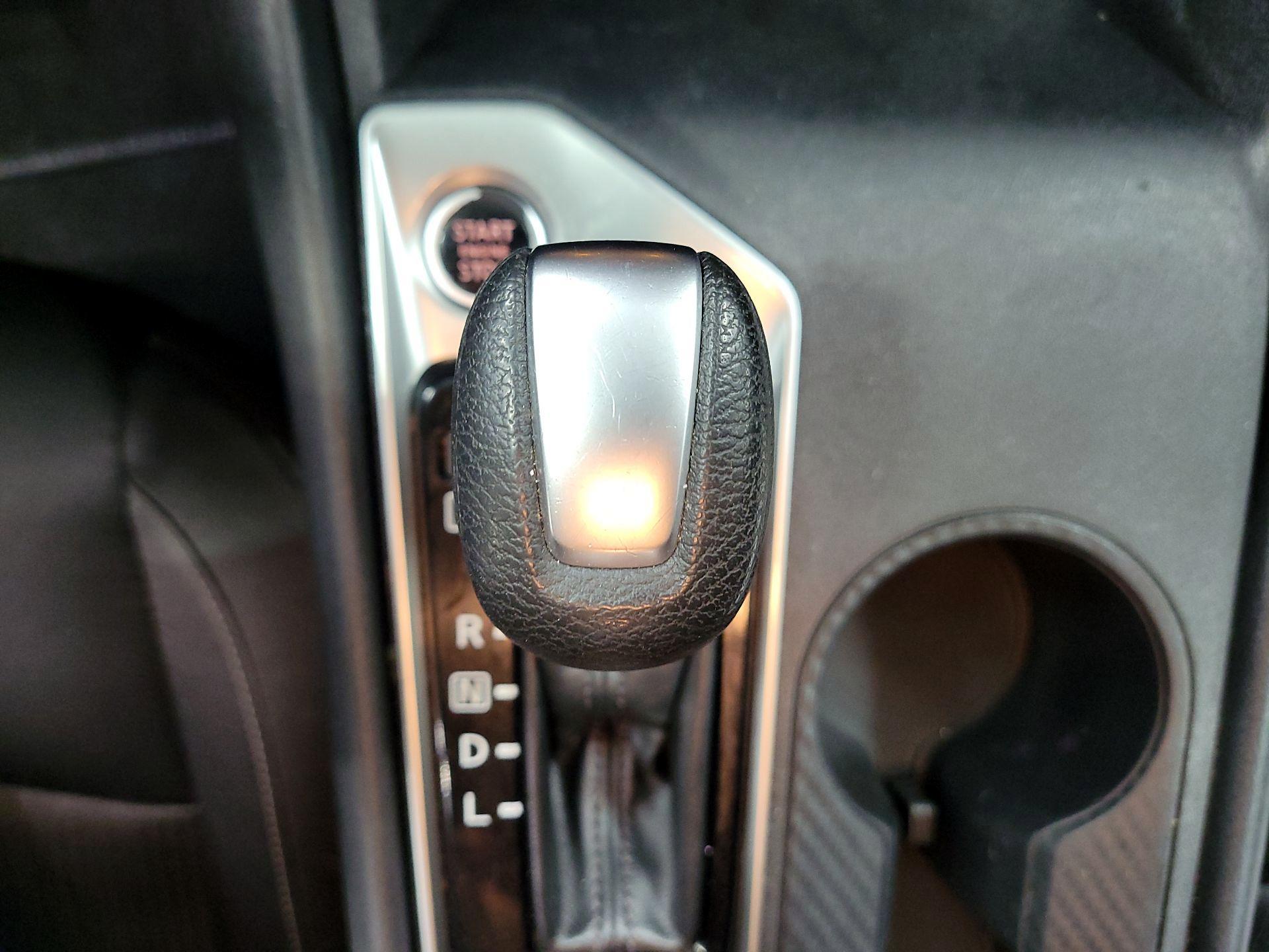 Thumbnail: 2019 Nissan Altima - 17