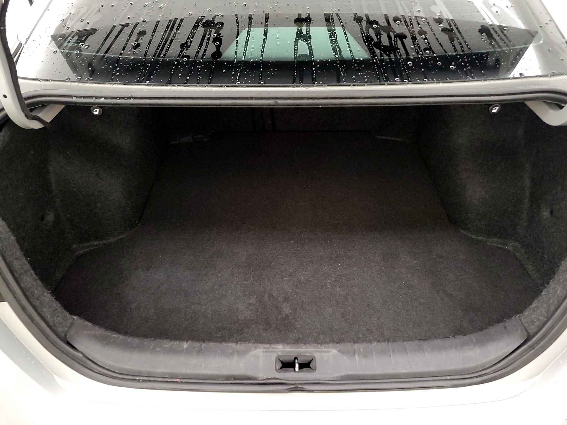 Thumbnail: 2019 Nissan Altima - 19