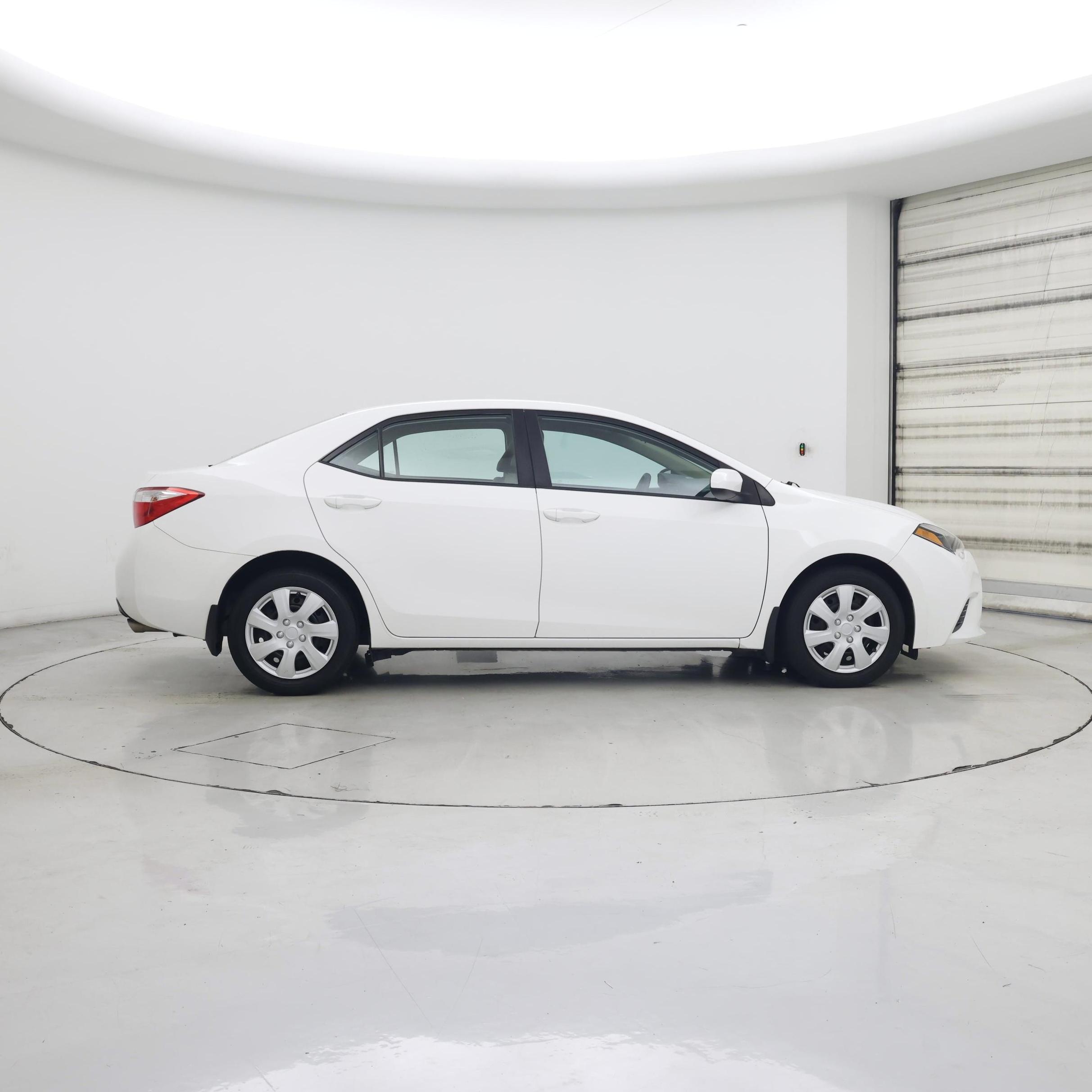 Thumbnail: 2015 Toyota Corolla - 7