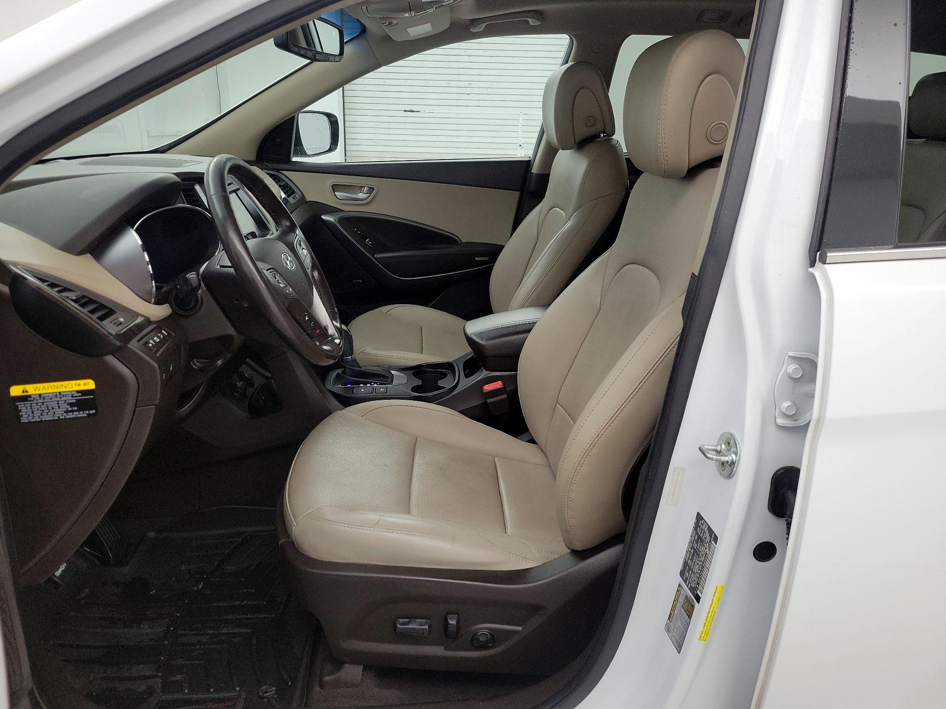 Thumbnail: 2017 Hyundai Santa Fe - 11