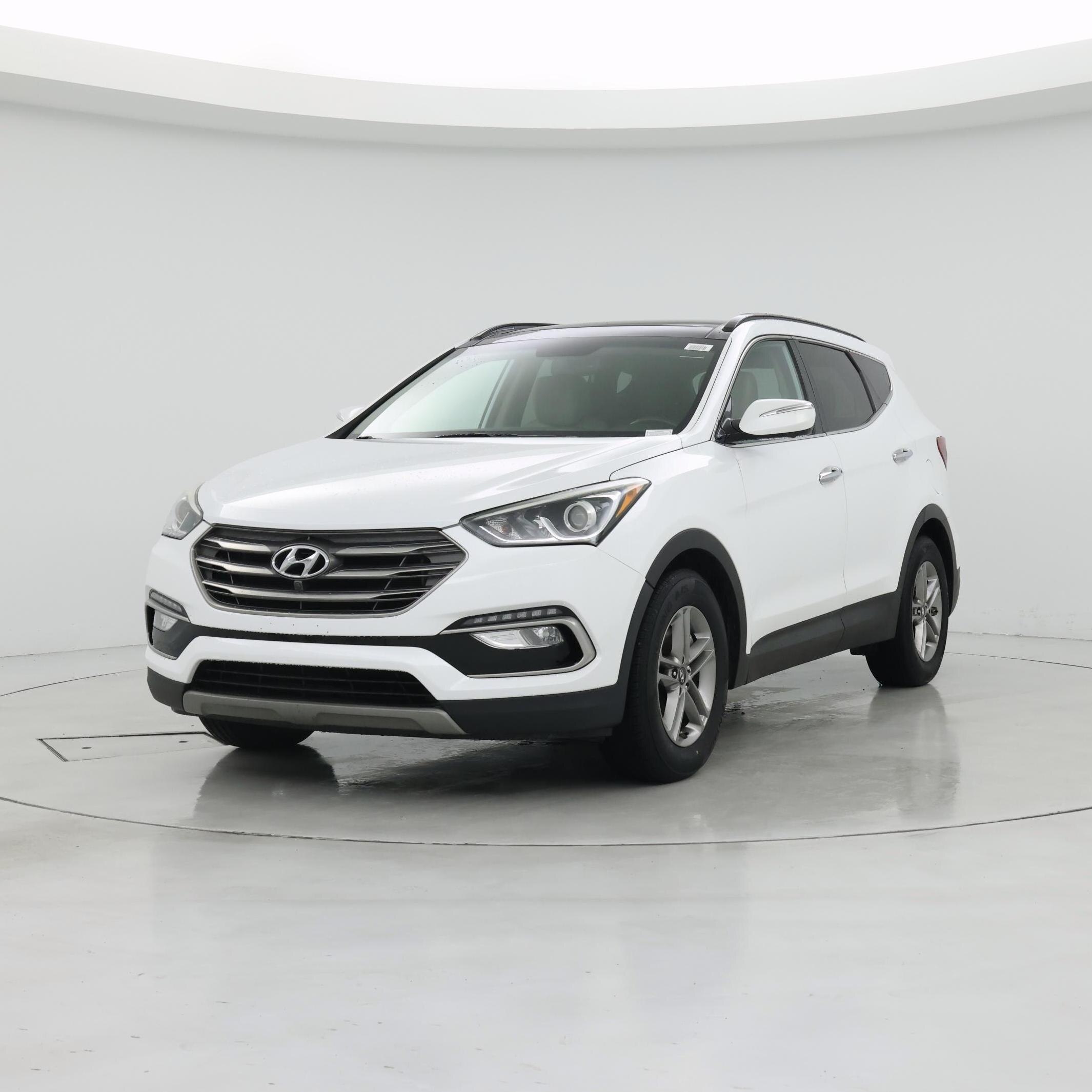 Thumbnail: 2017 Hyundai Santa Fe - 4