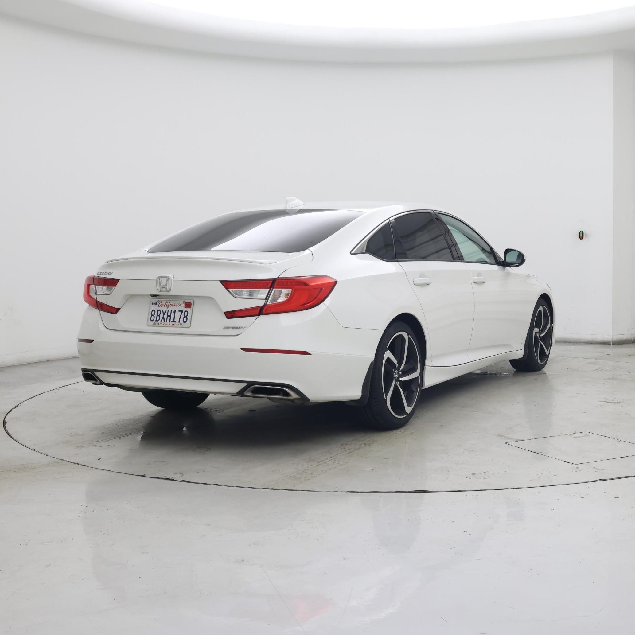 Thumbnail: 2018 Honda Accord - 8