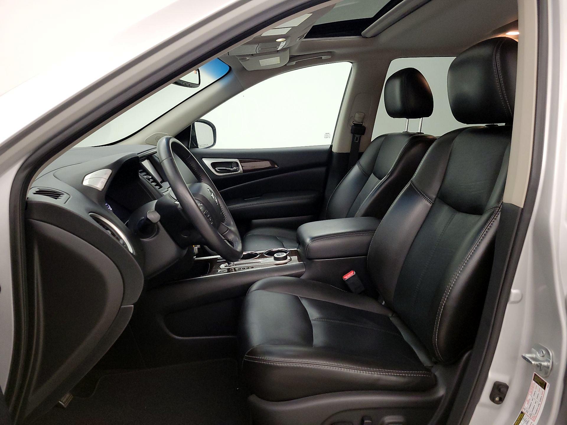 Thumbnail: 2014 Nissan Pathfinder - 11