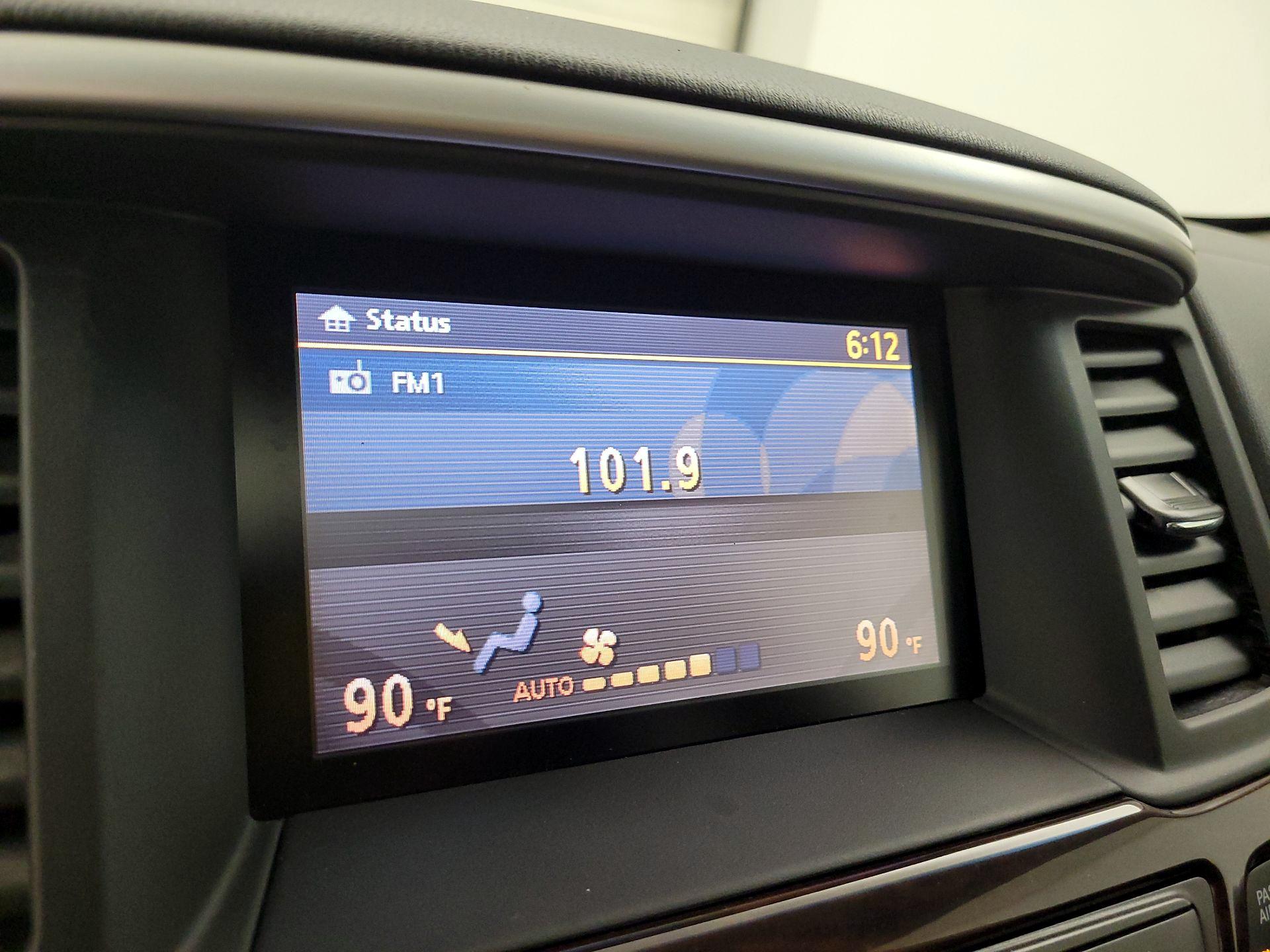 Thumbnail: 2014 Nissan Pathfinder - 14