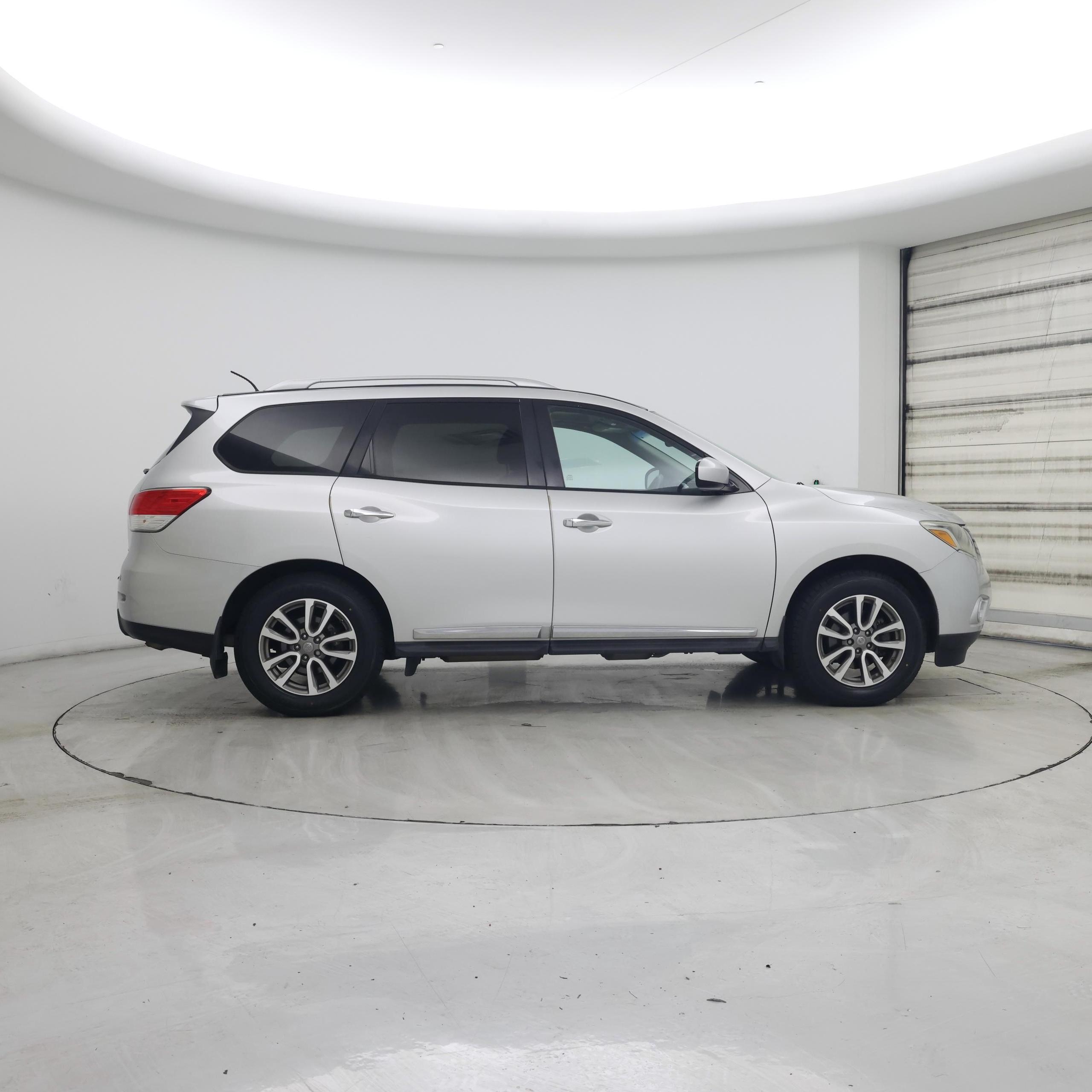 Thumbnail: 2014 Nissan Pathfinder - 7