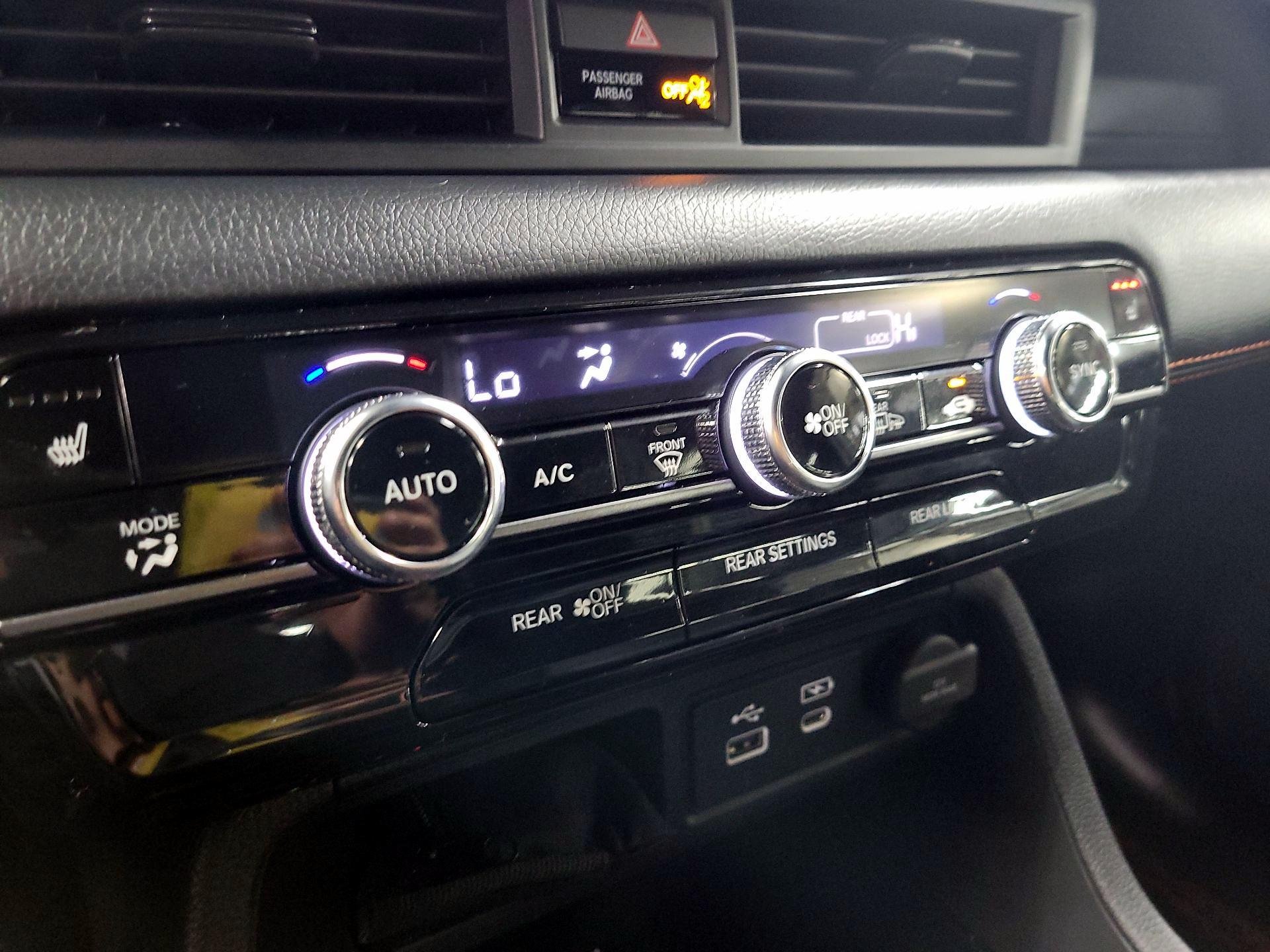 Thumbnail: 2023 Honda Pilot - 16