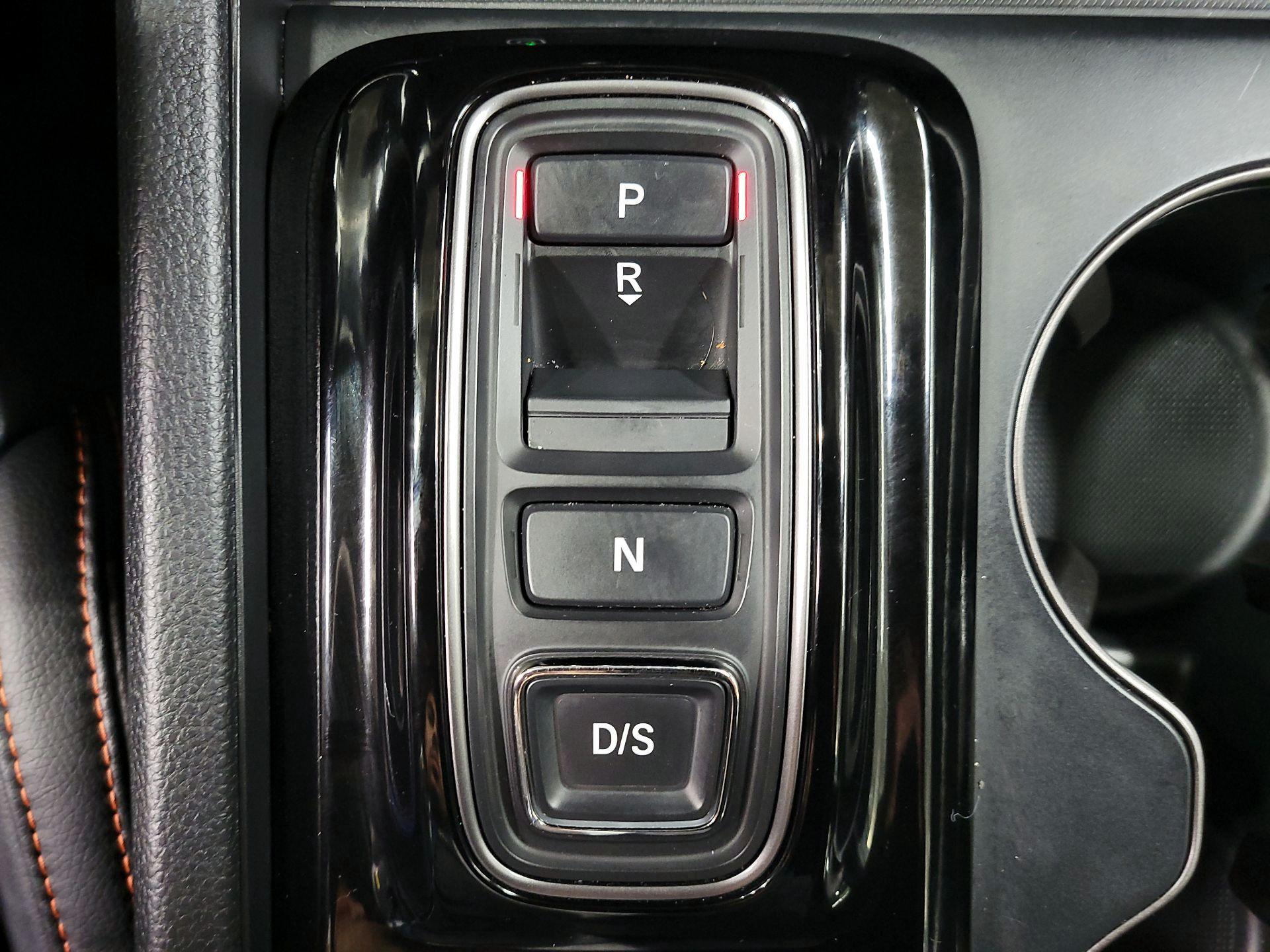 Thumbnail: 2023 Honda Pilot - 17