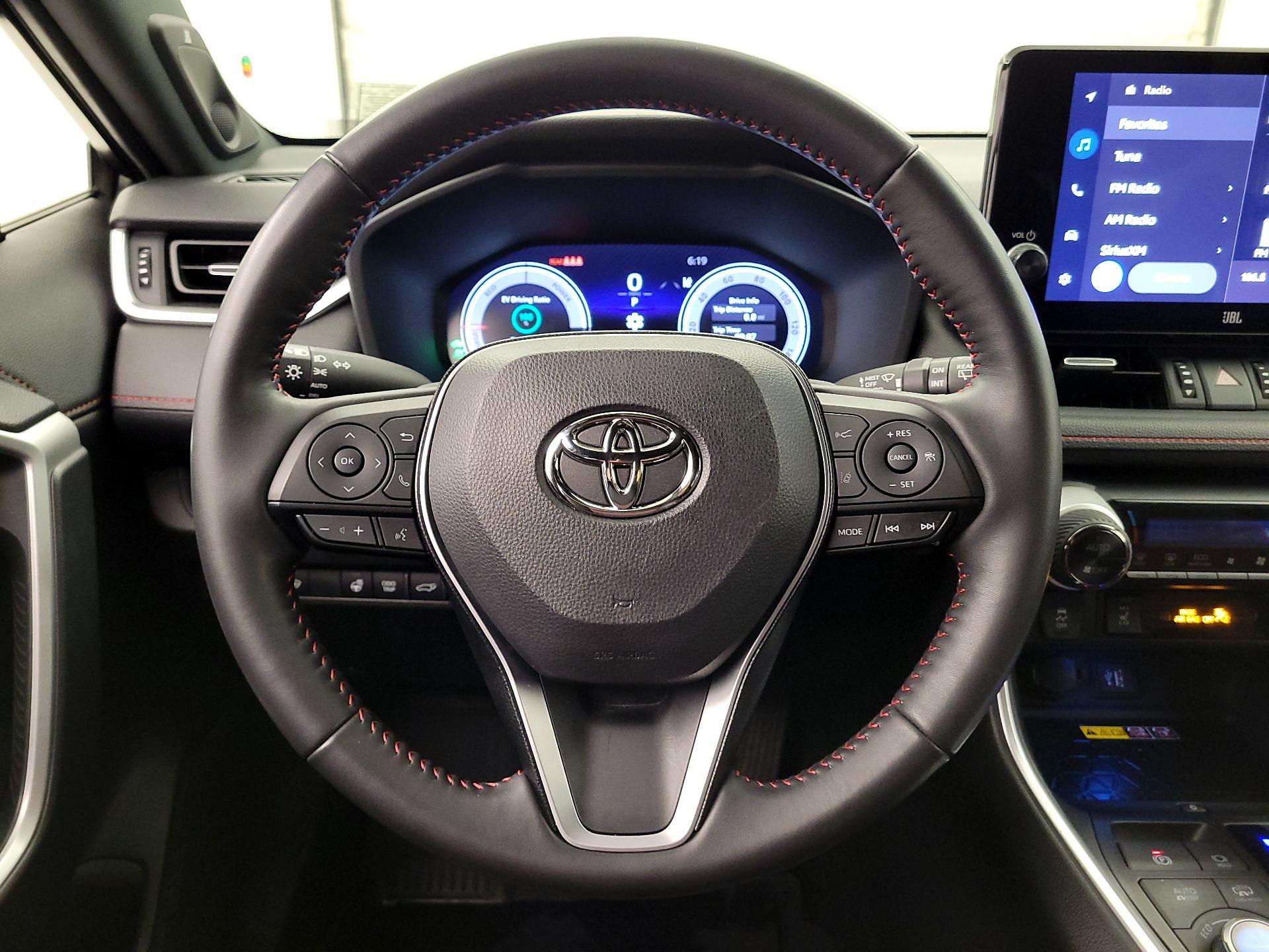 Thumbnail: 2023 Toyota RAV4 - 10