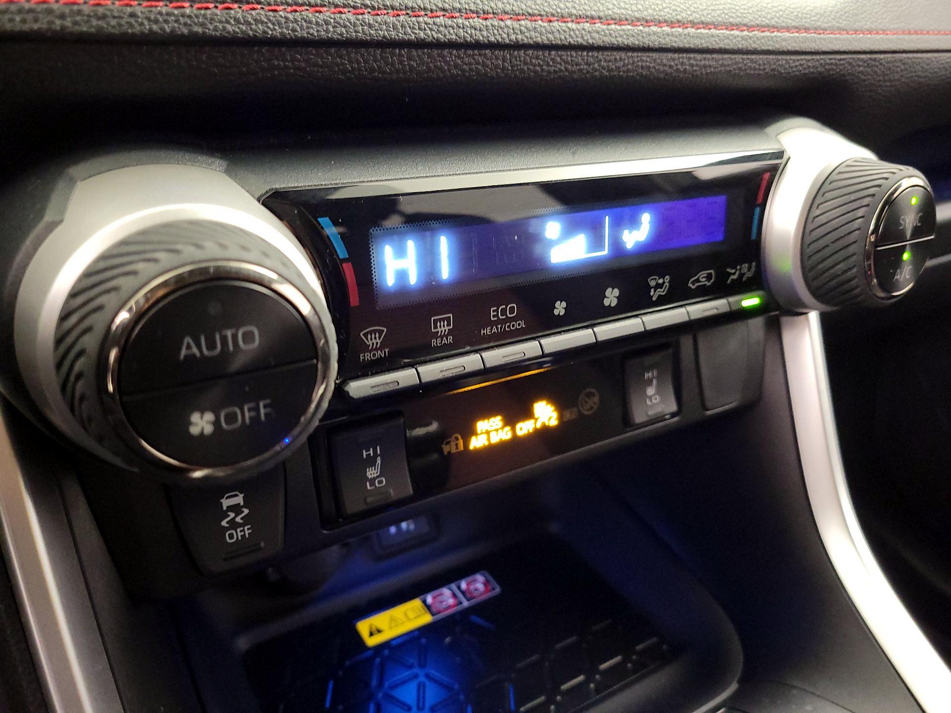 Thumbnail: 2023 Toyota RAV4 - 16